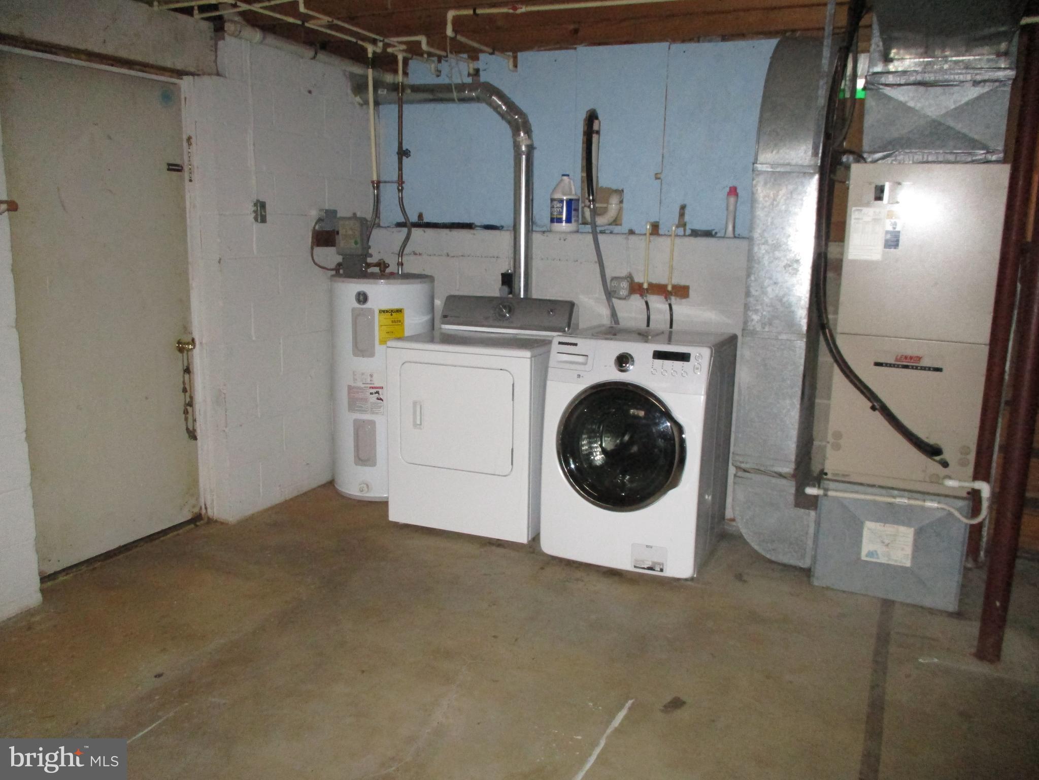 ROYAL EXCHANGE - Residential Lease