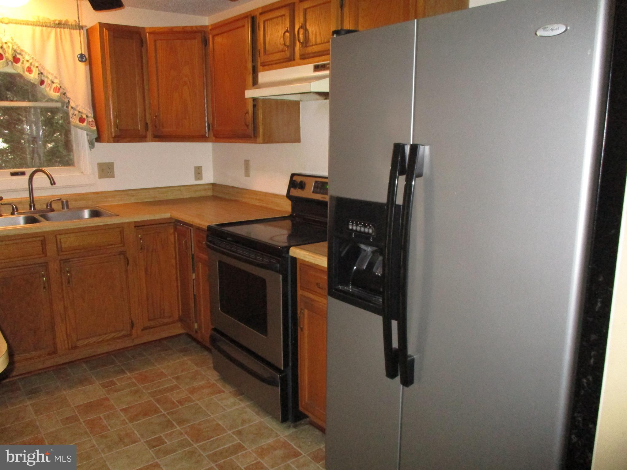 ROYAL EXCHANGE - Residential Lease