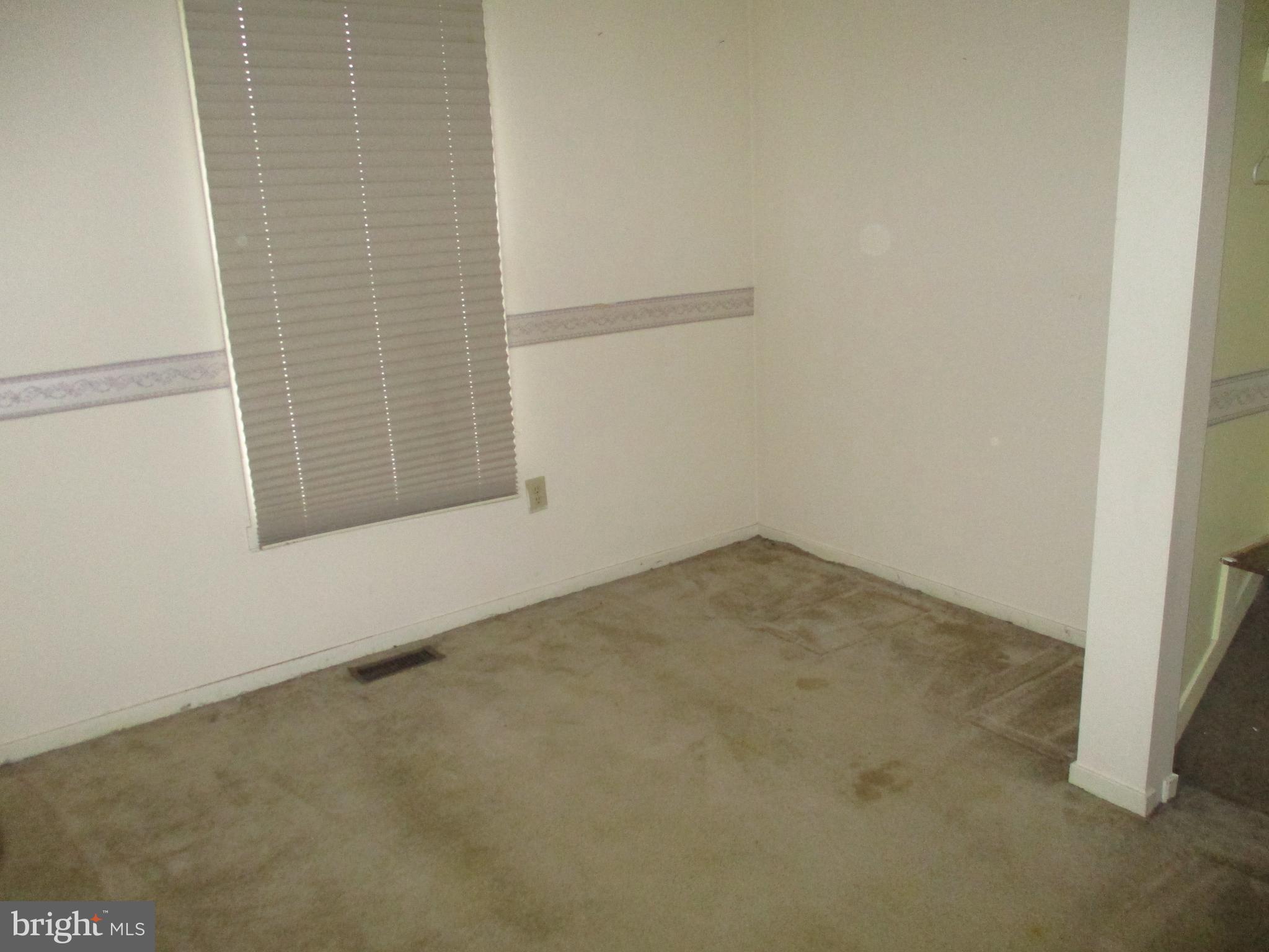 ROYAL EXCHANGE - Residential Lease