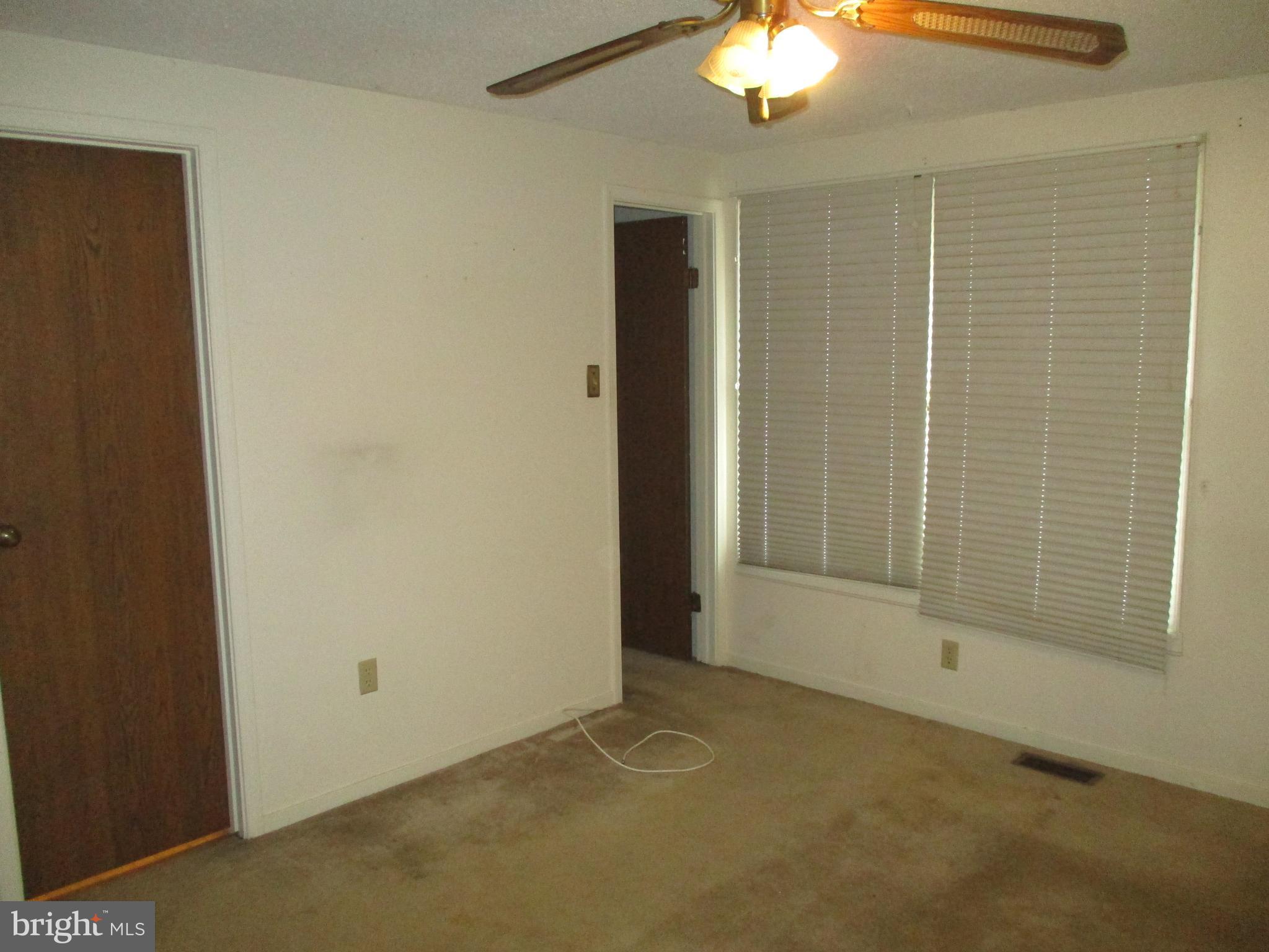 ROYAL EXCHANGE - Residential Lease