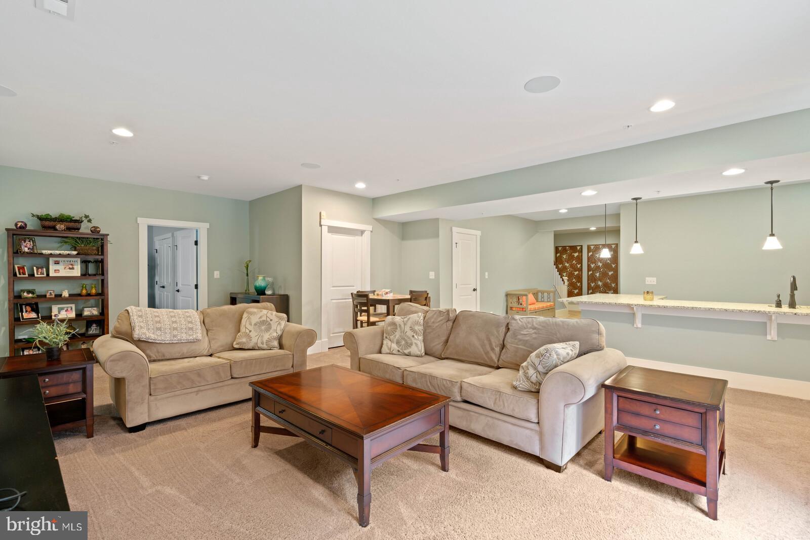 POTOMAC SHORES - Residential