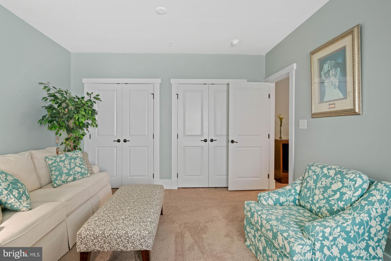 POTOMAC SHORES - Residential