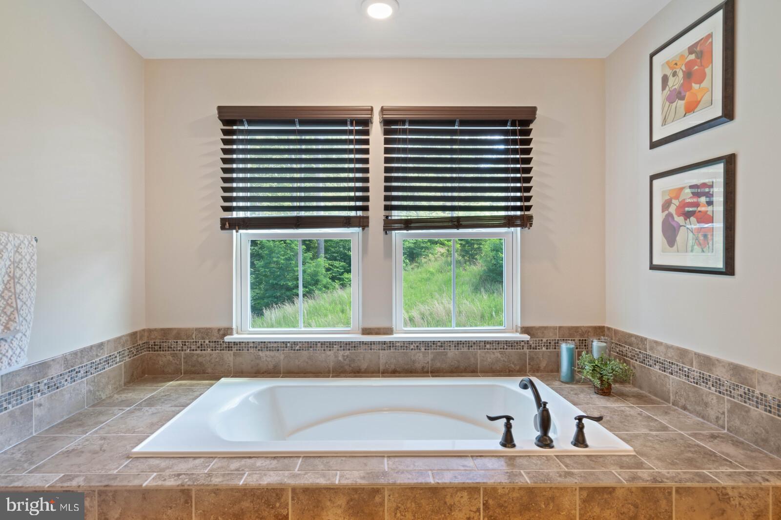 POTOMAC SHORES - Residential