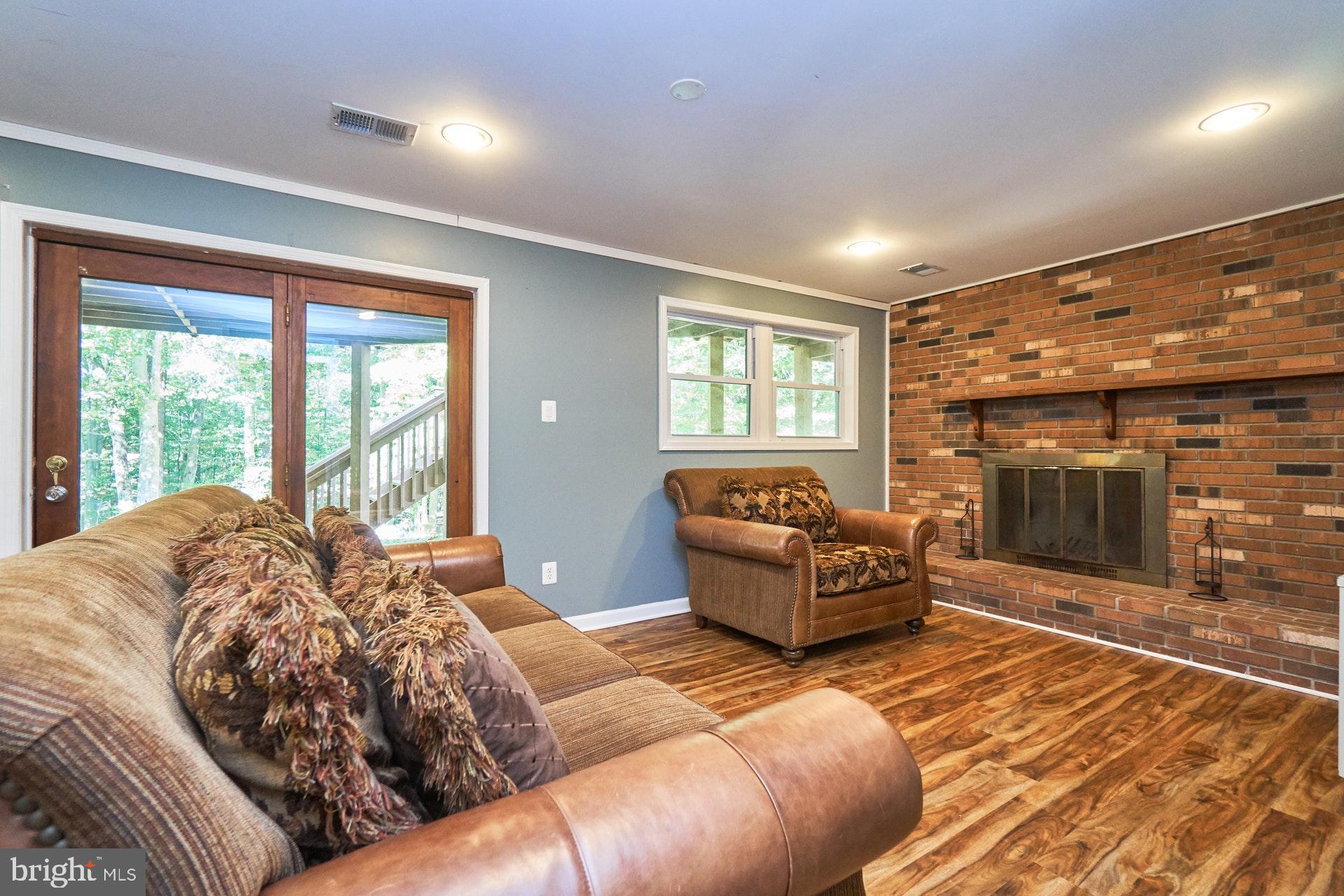 KEENE MILL MANOR - Residential