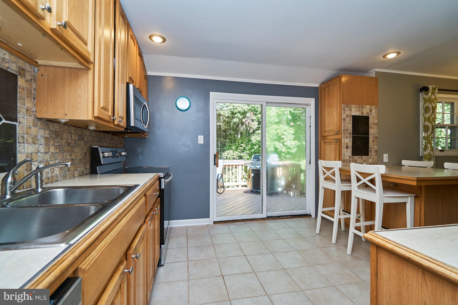 KEENE MILL MANOR - Residential