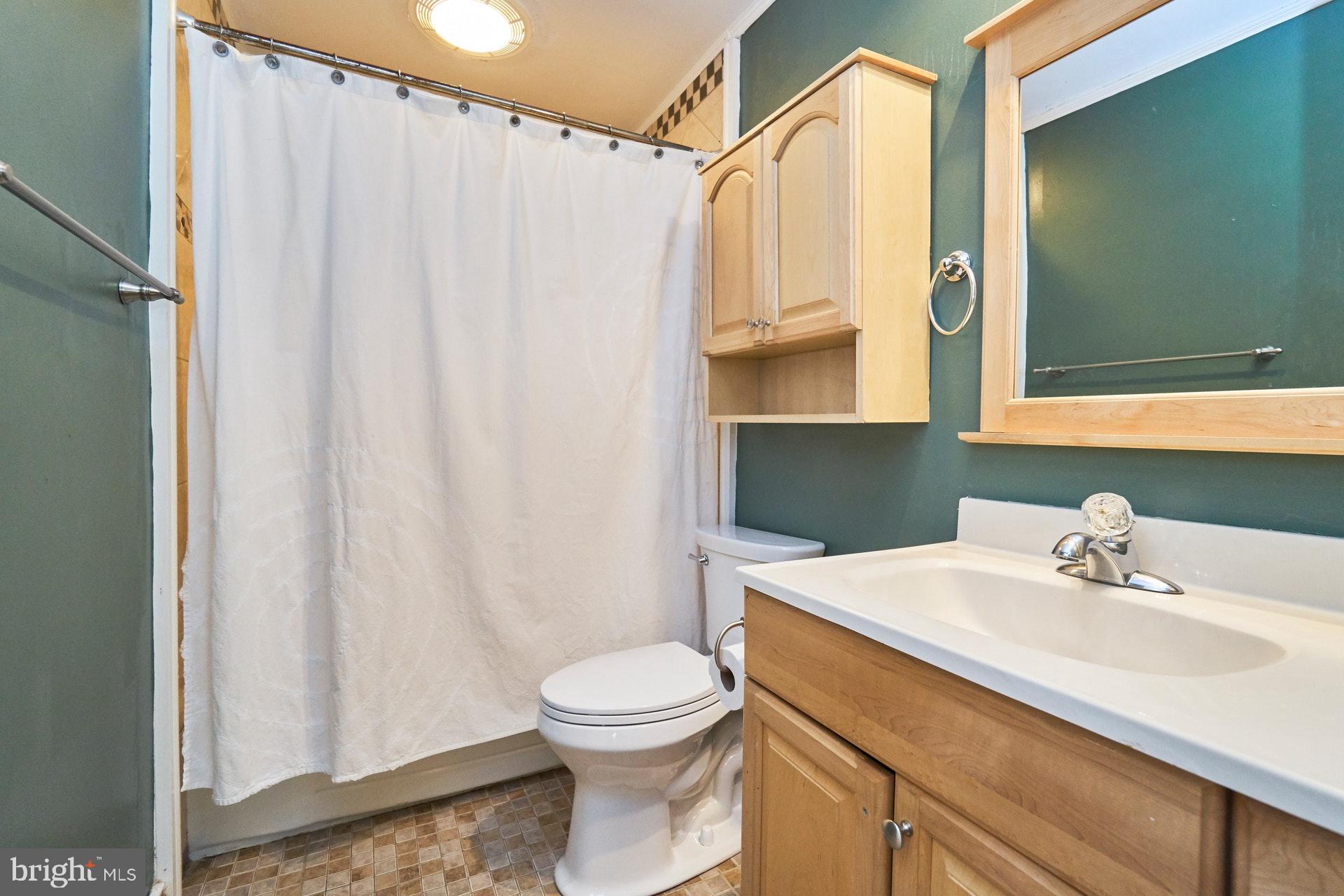 KEENE MILL MANOR - Residential