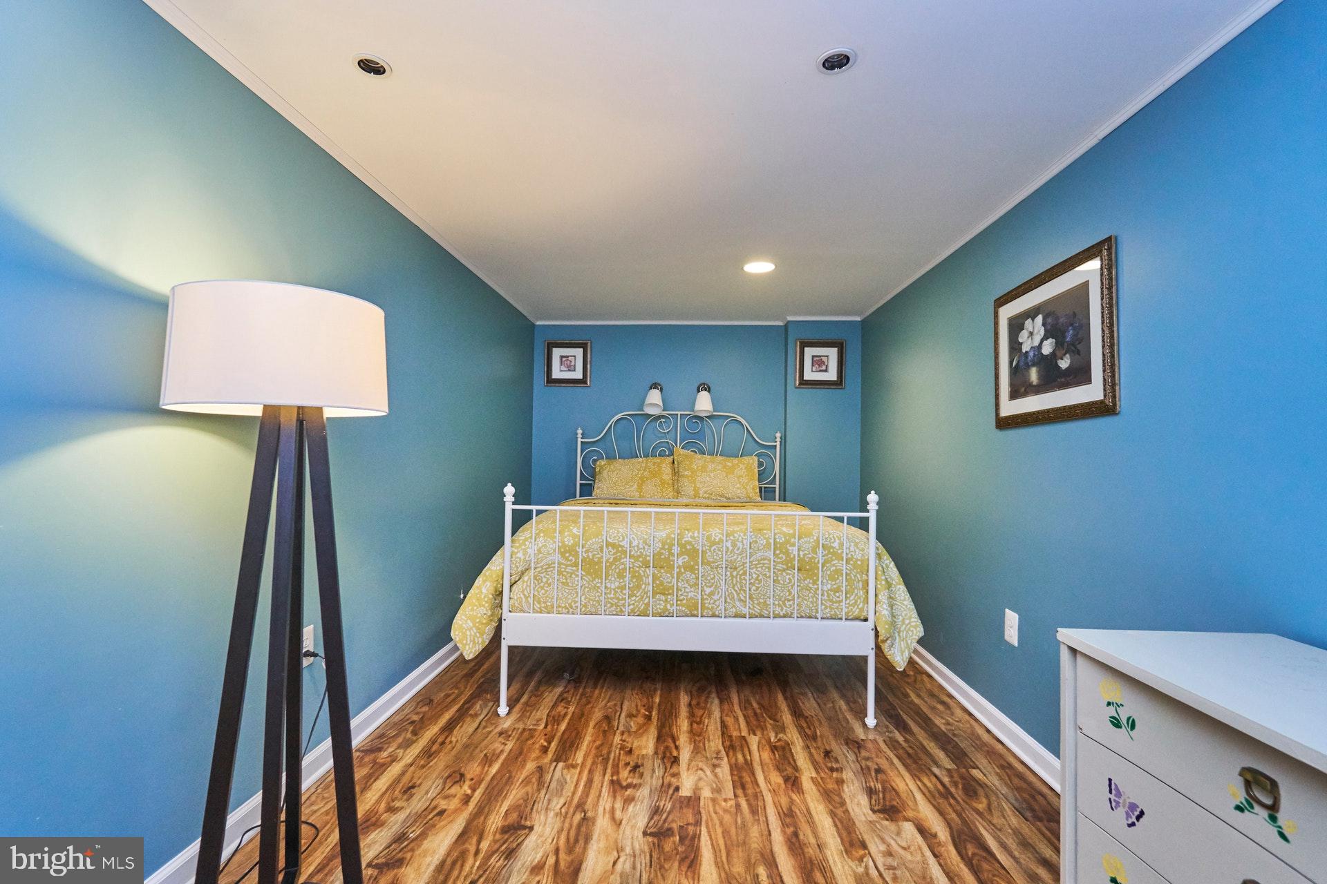 KEENE MILL MANOR - Residential