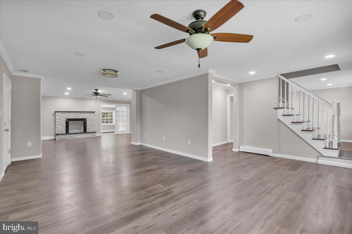 2480 MONMOUTH ROAD
