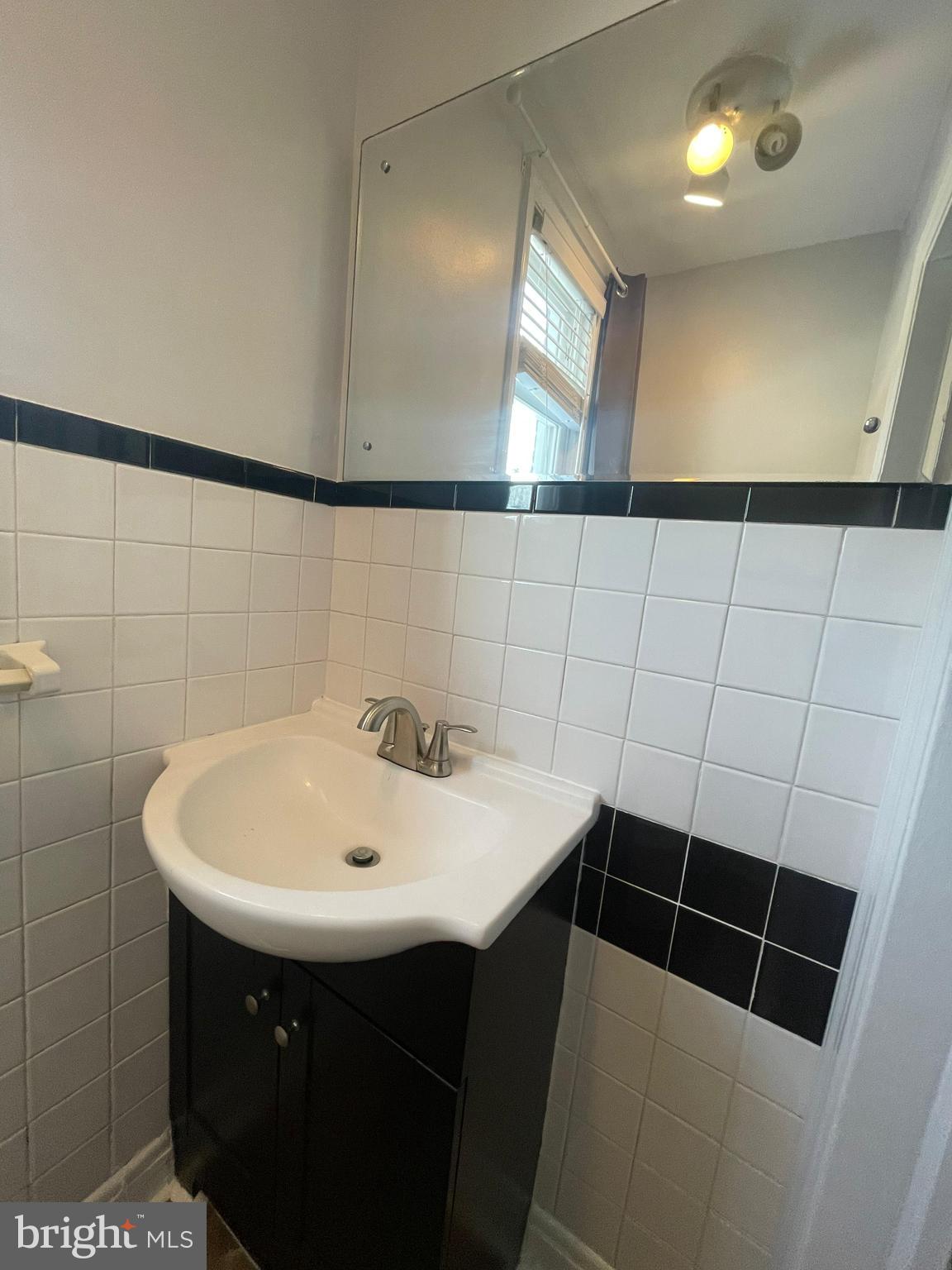 PARK HEIGHTS - Residential Lease