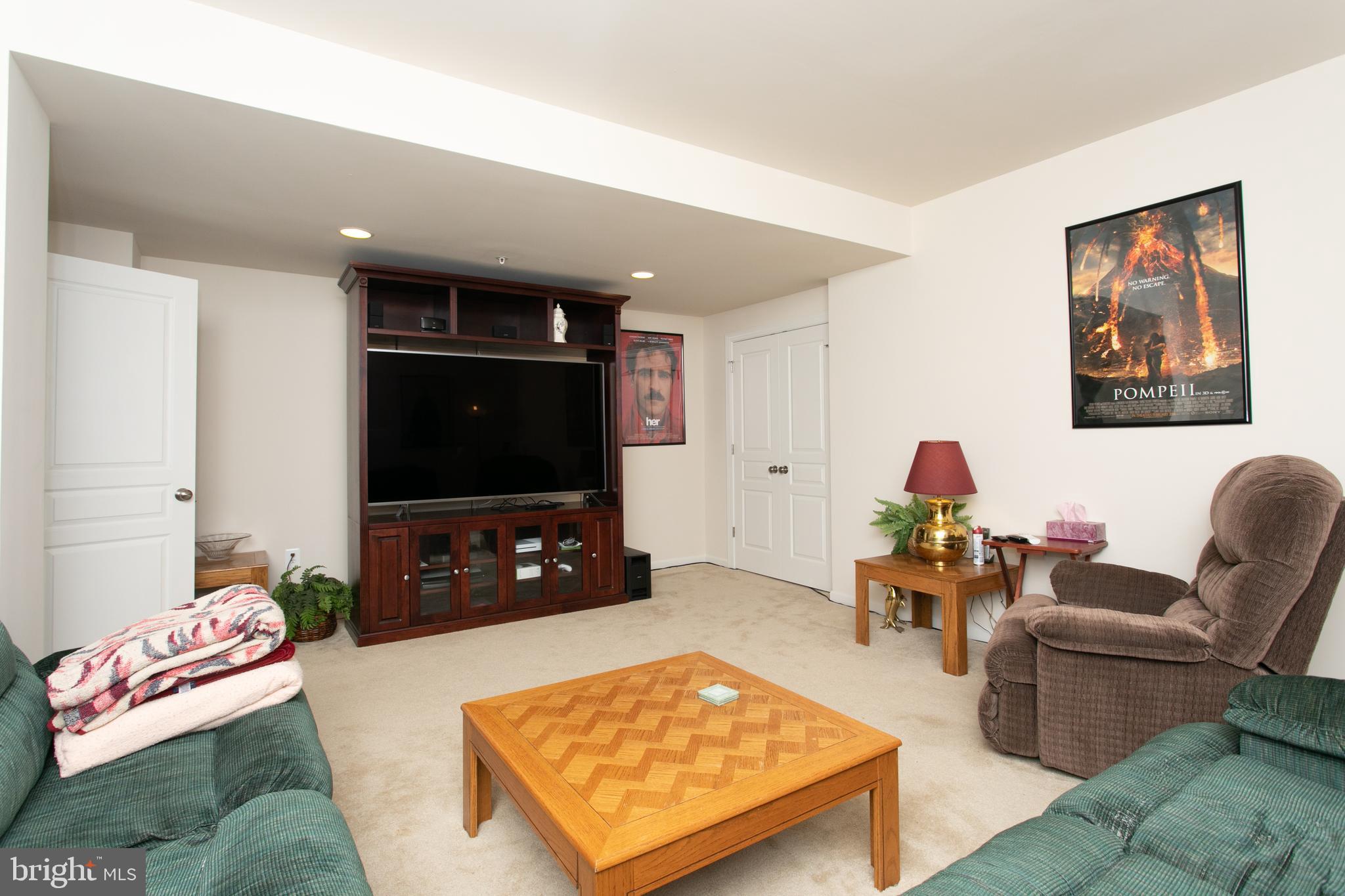 VILLAGES OF SAVANNAH - Residential