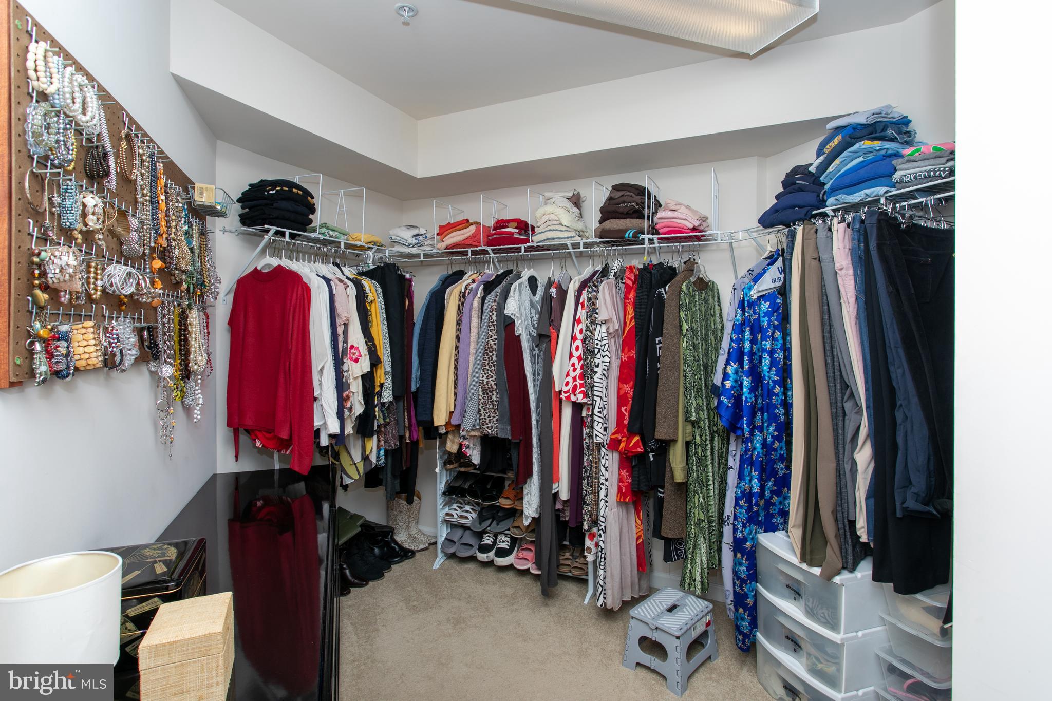 VILLAGES OF SAVANNAH - Residential