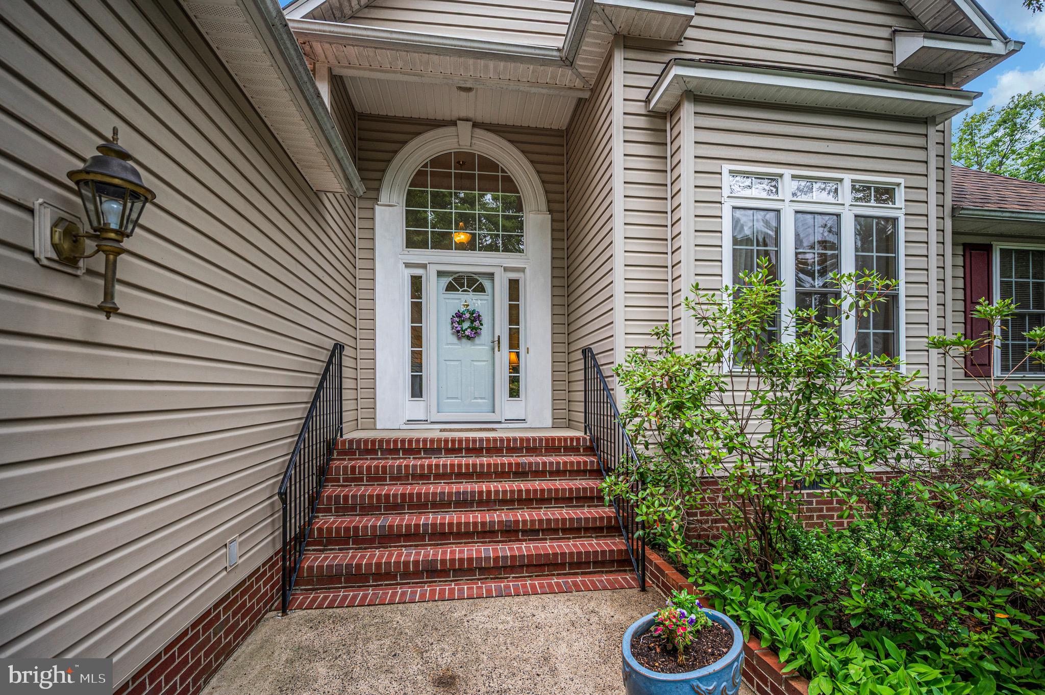103 CEDAR COURT