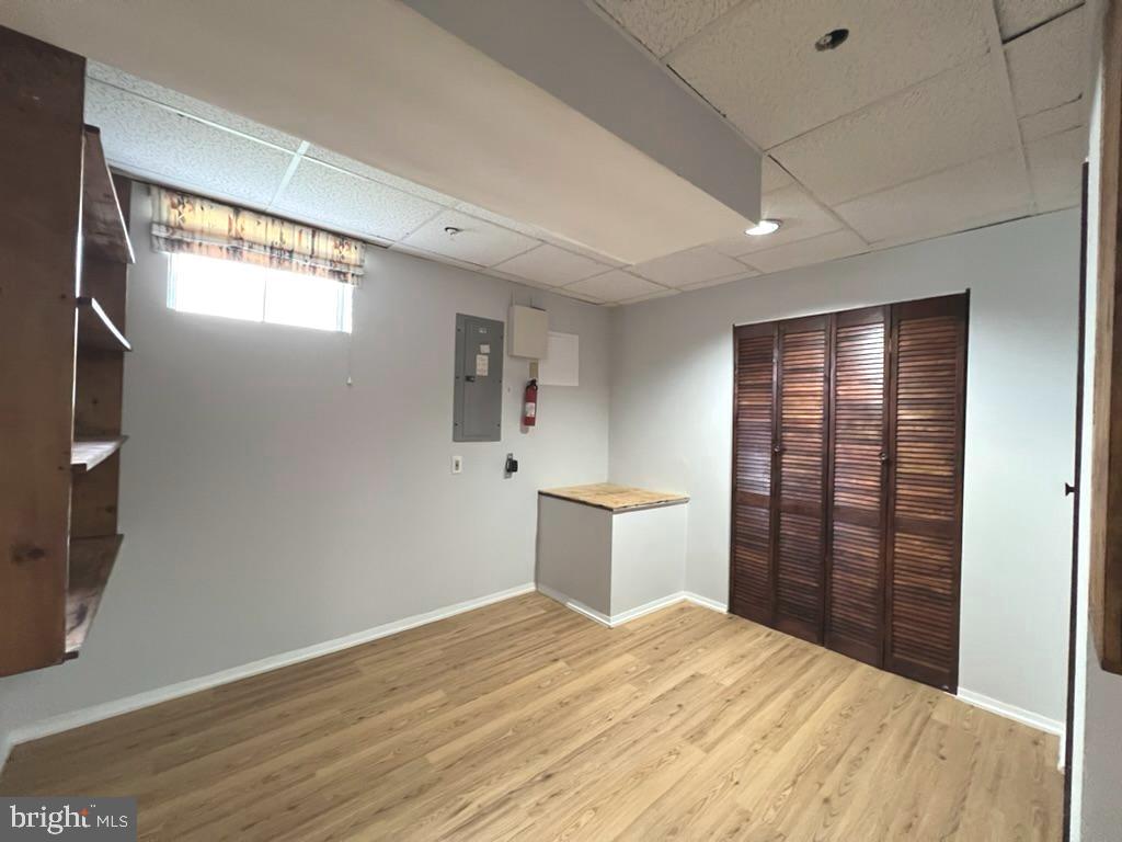 SHEFFIELD GLEN TOWNHOMES - Residential Lease