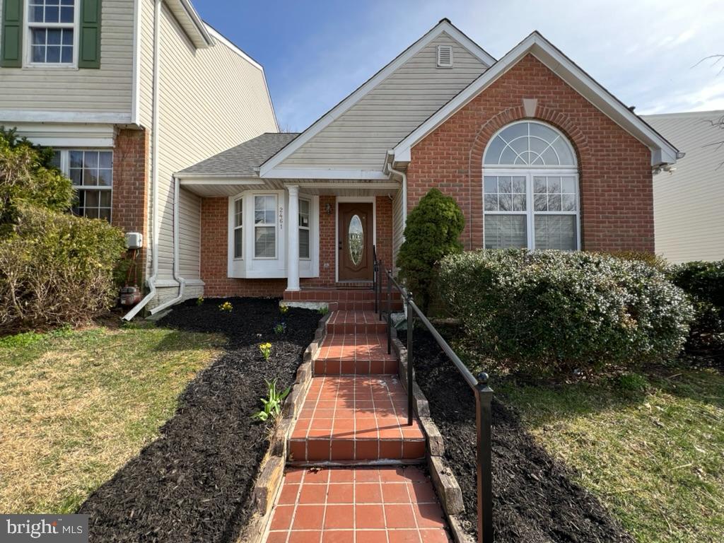 SHEFFIELD GLEN TOWNHOMES - Residential Lease