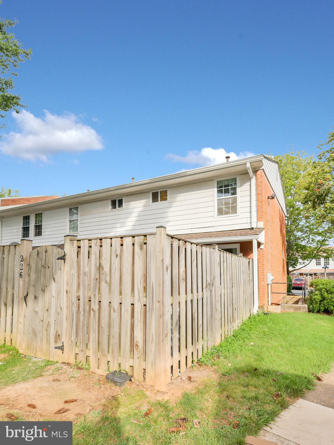 226 N AUBURN DRIVE