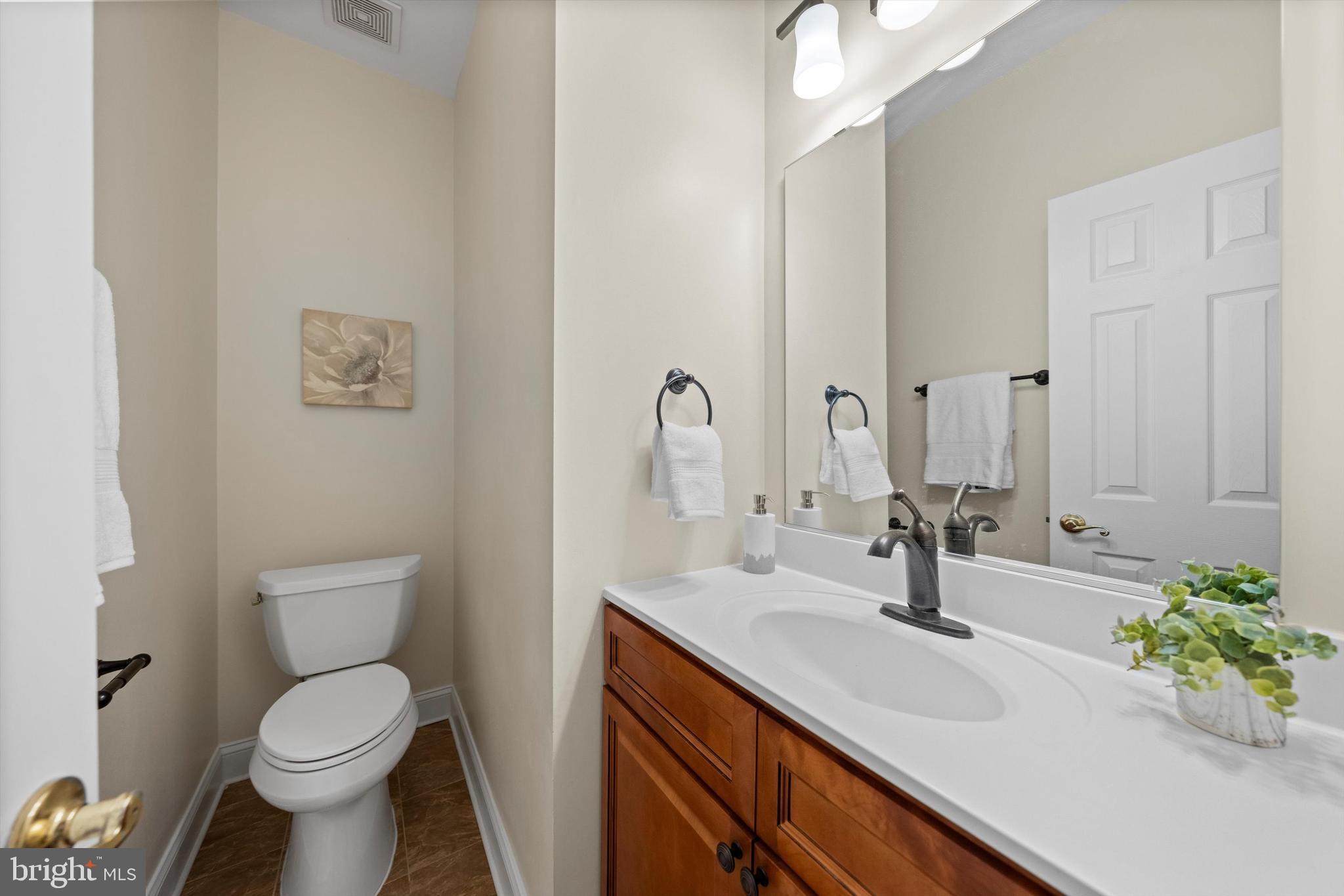 ENGLISH OAKS - Residential