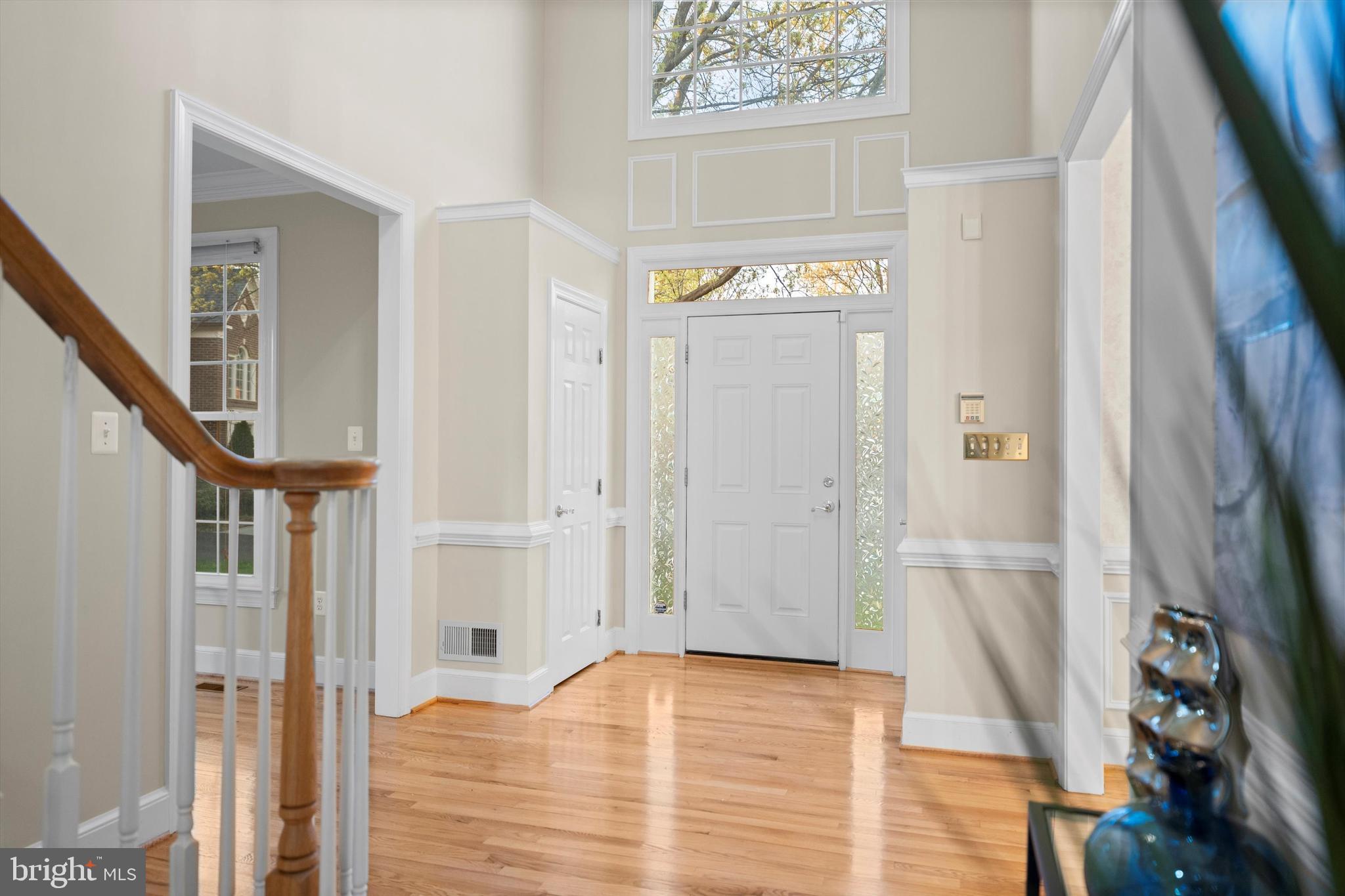 ENGLISH OAKS - Residential