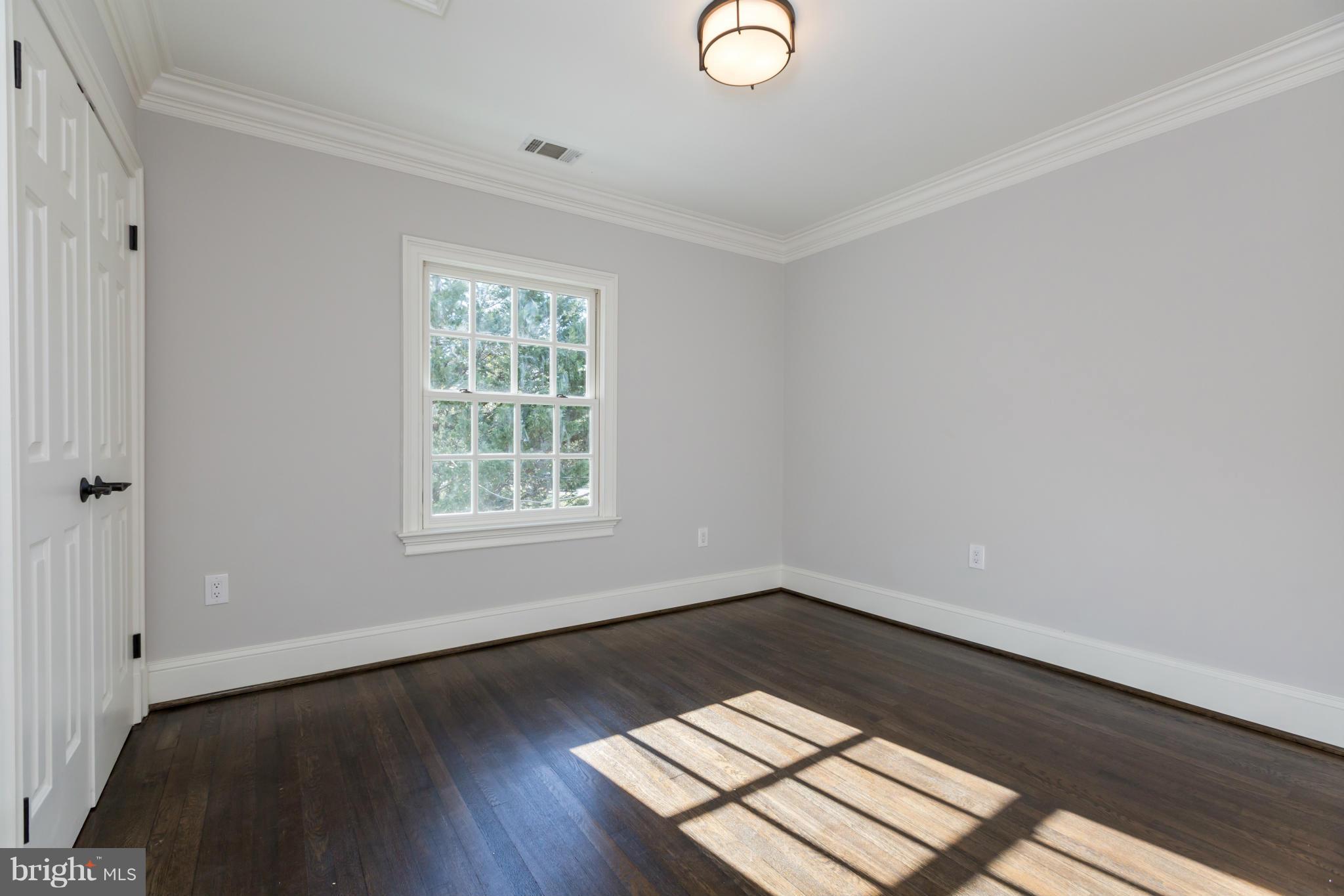 WESLEY HEIGHTS - Residential