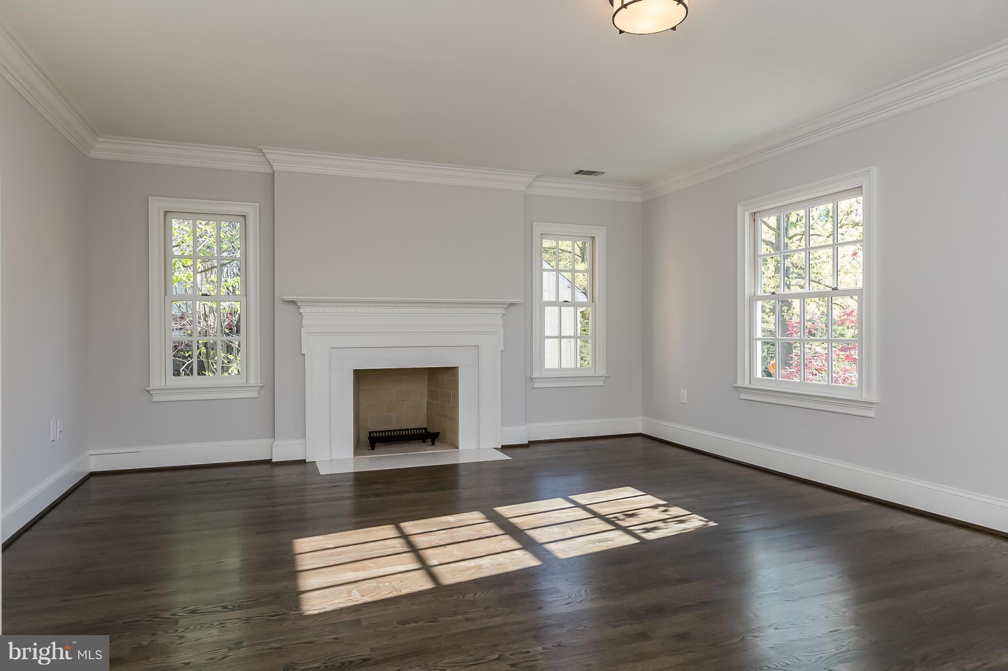 WESLEY HEIGHTS - Residential