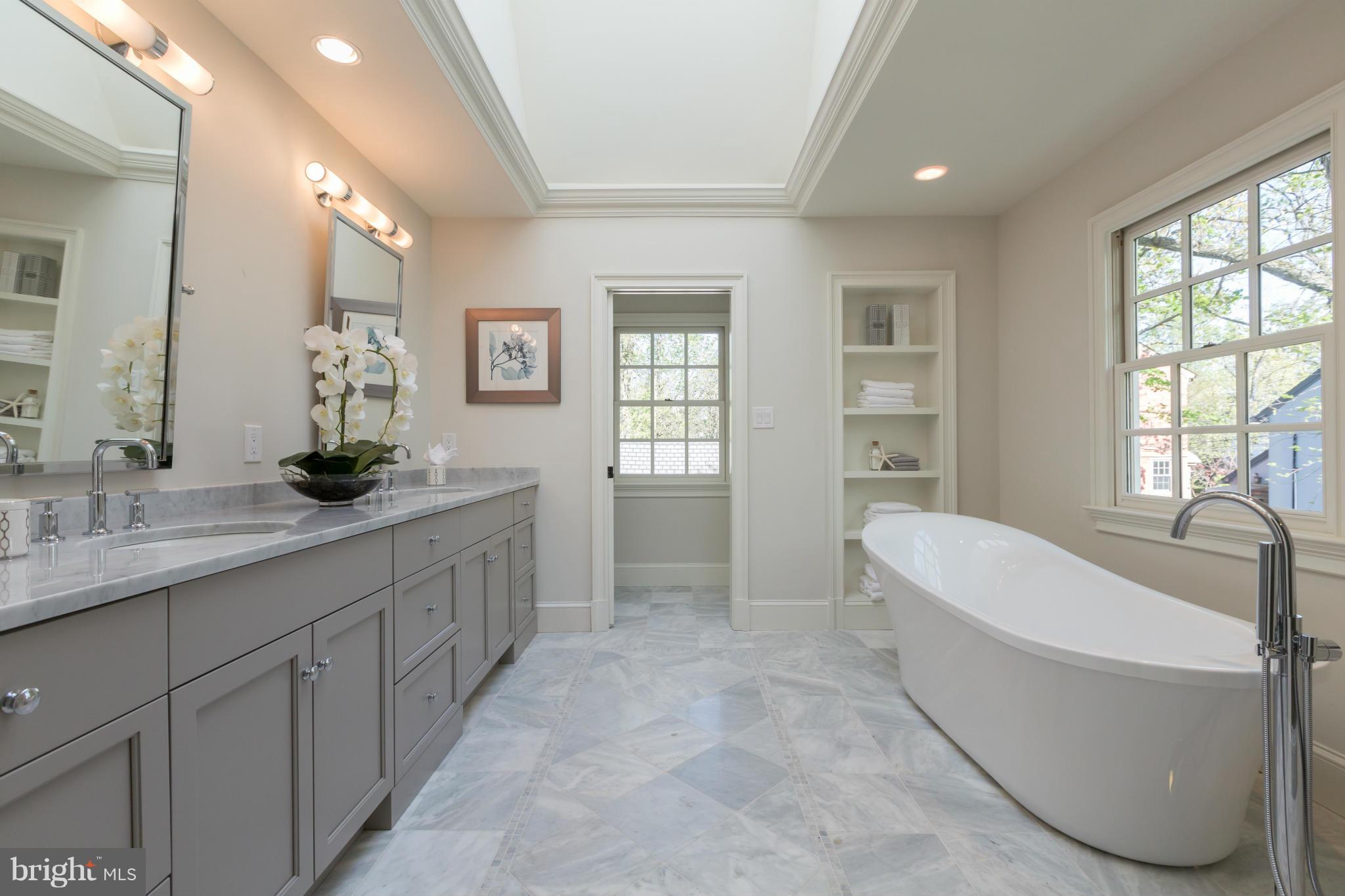 WESLEY HEIGHTS - Residential