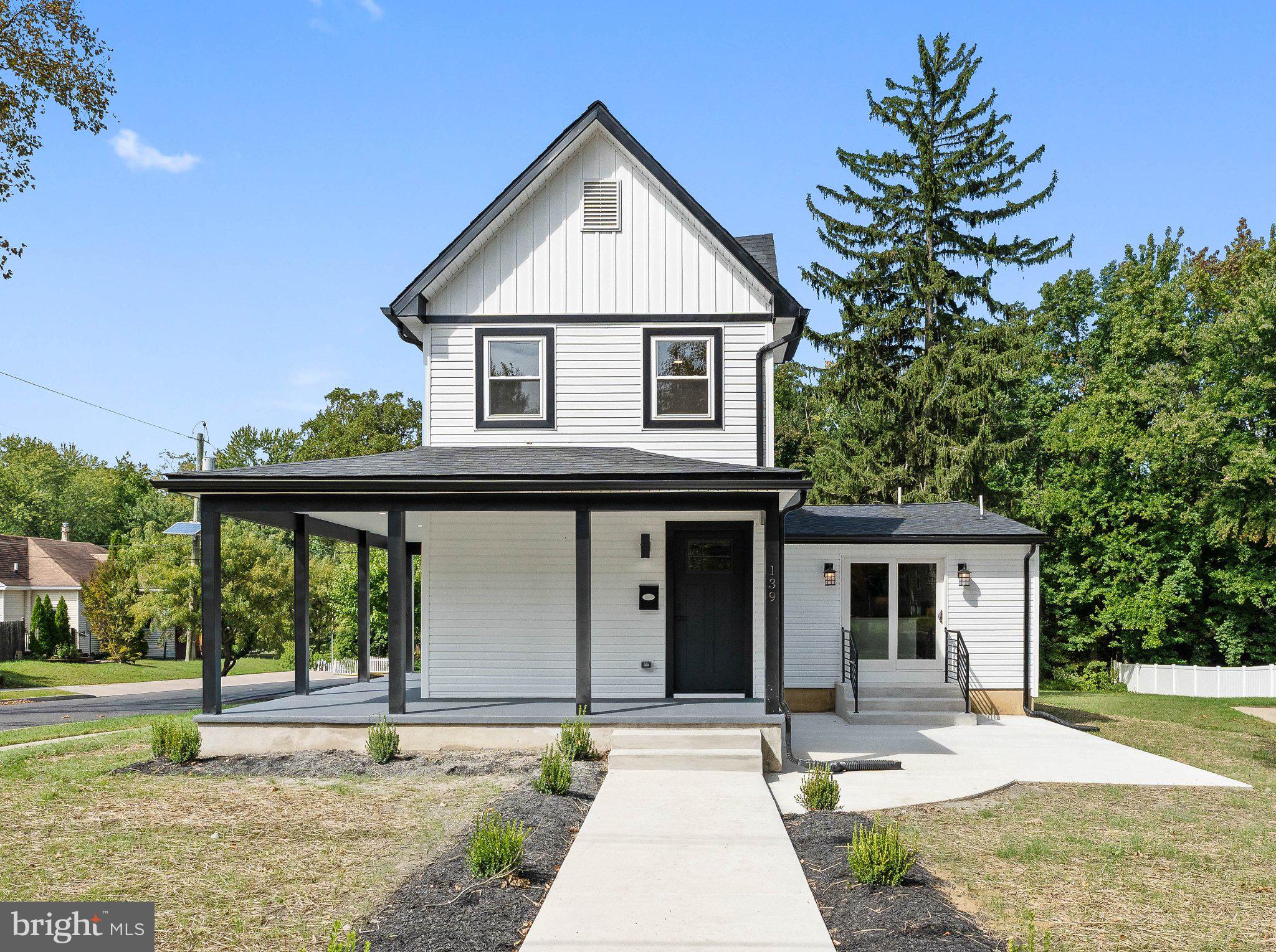 139 ALBANY AVENUE