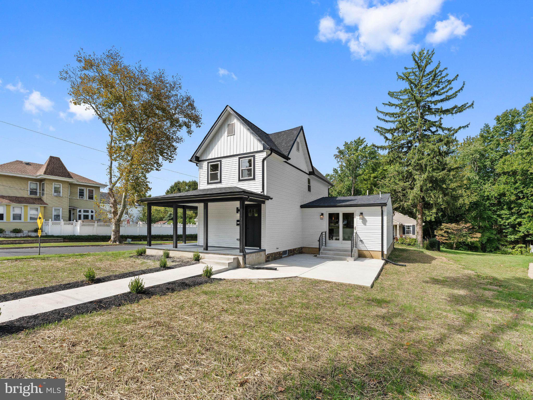 139 ALBANY AVENUE