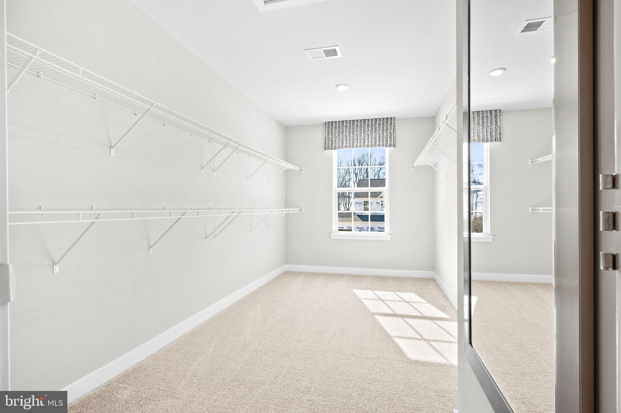 GREEN HILLS - Residential