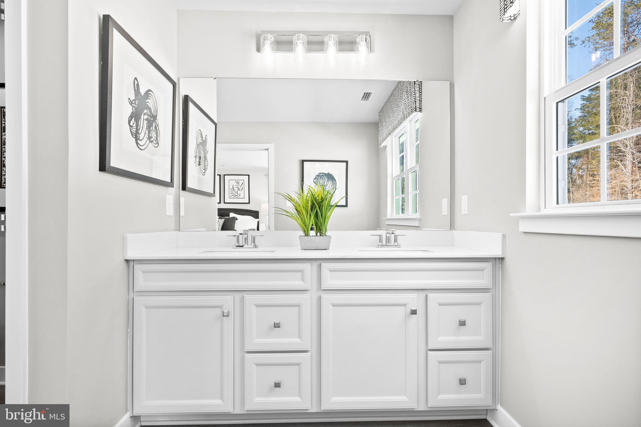 GREEN HILLS - Residential