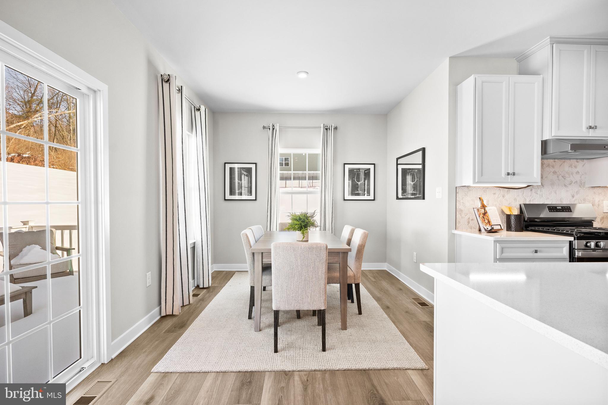 GREEN HILLS - Residential