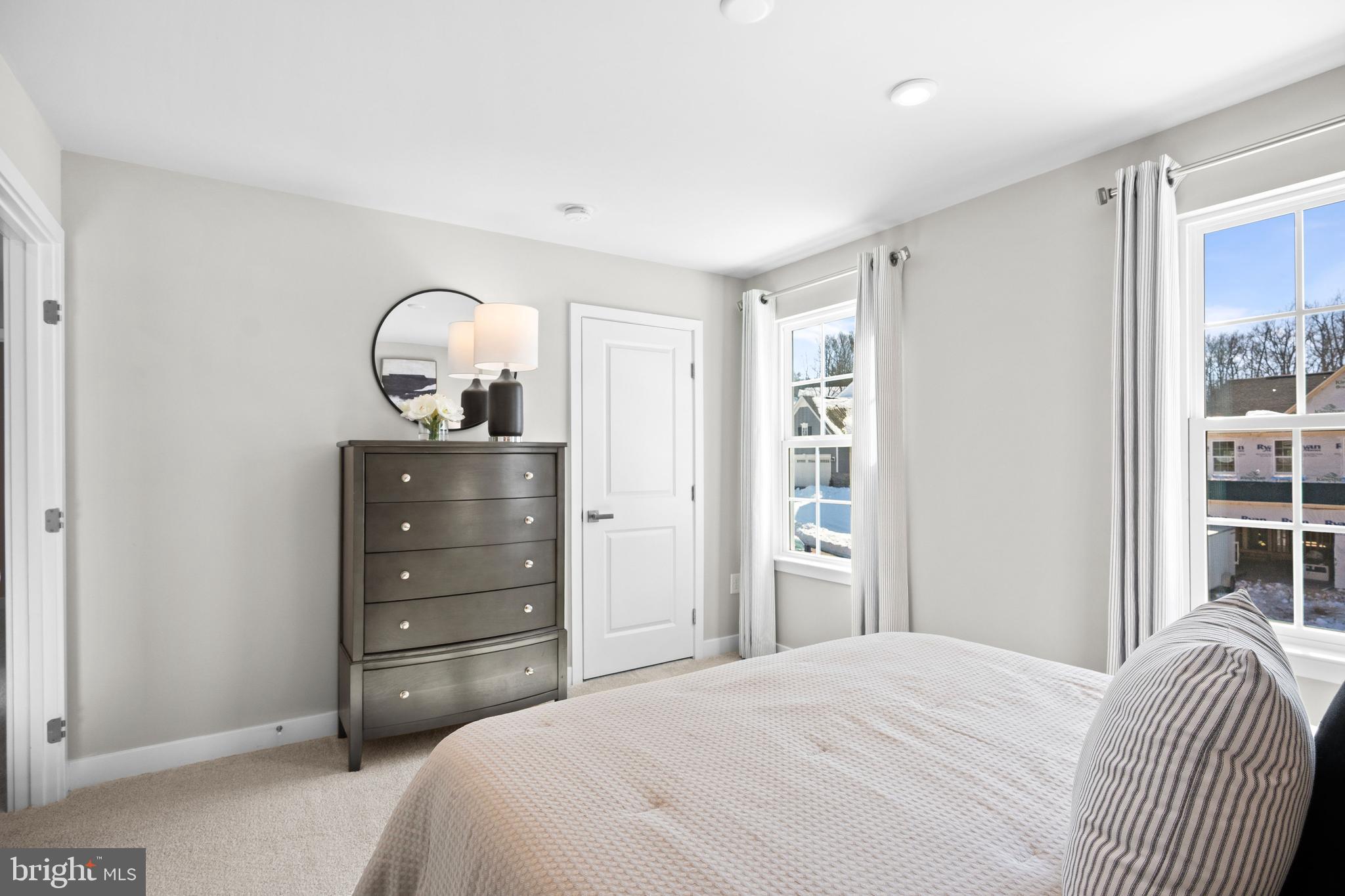 GREEN HILLS - Residential