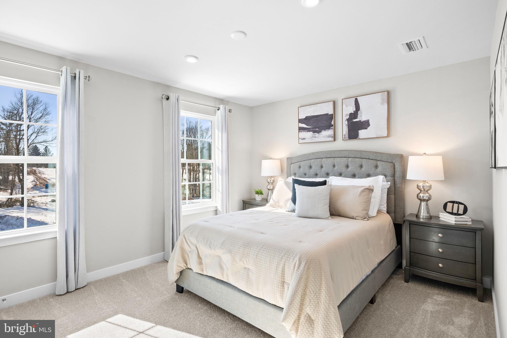 GREEN HILLS - Residential