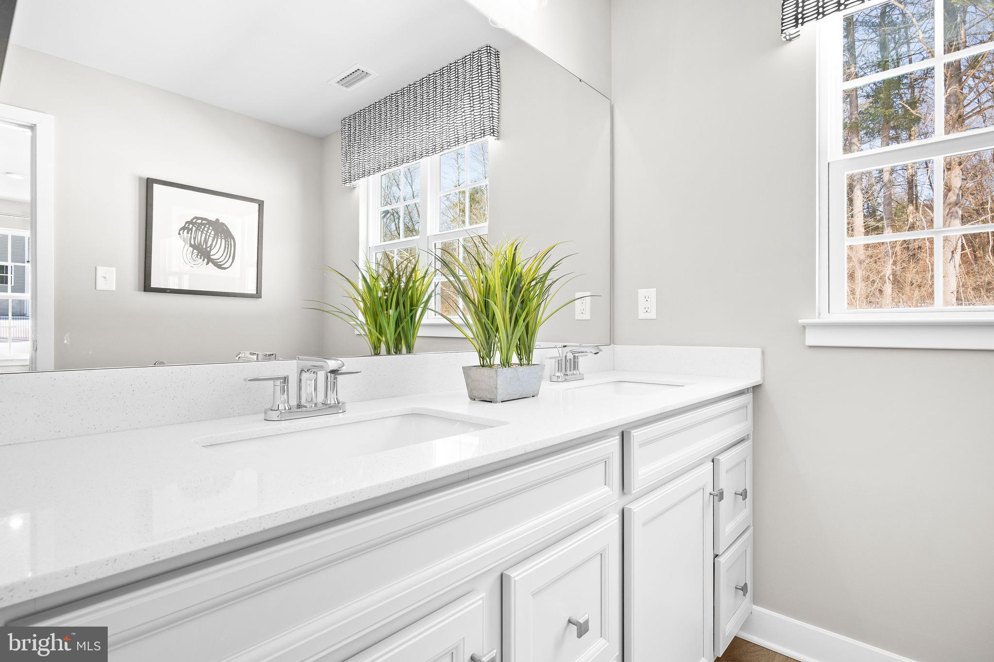 GREEN HILLS - Residential