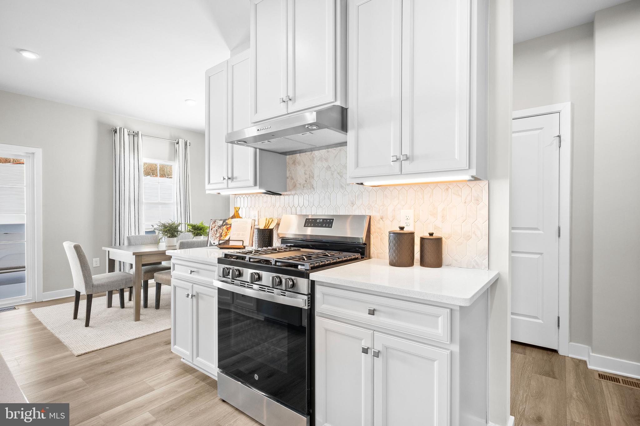 GREEN HILLS - Residential