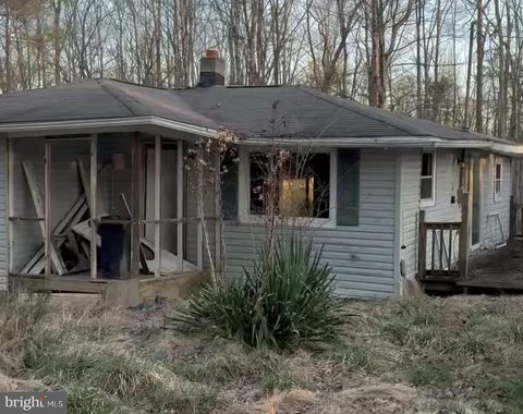 4663 PRESIDENTS ROAD SCOTTSVILLE VA 24590