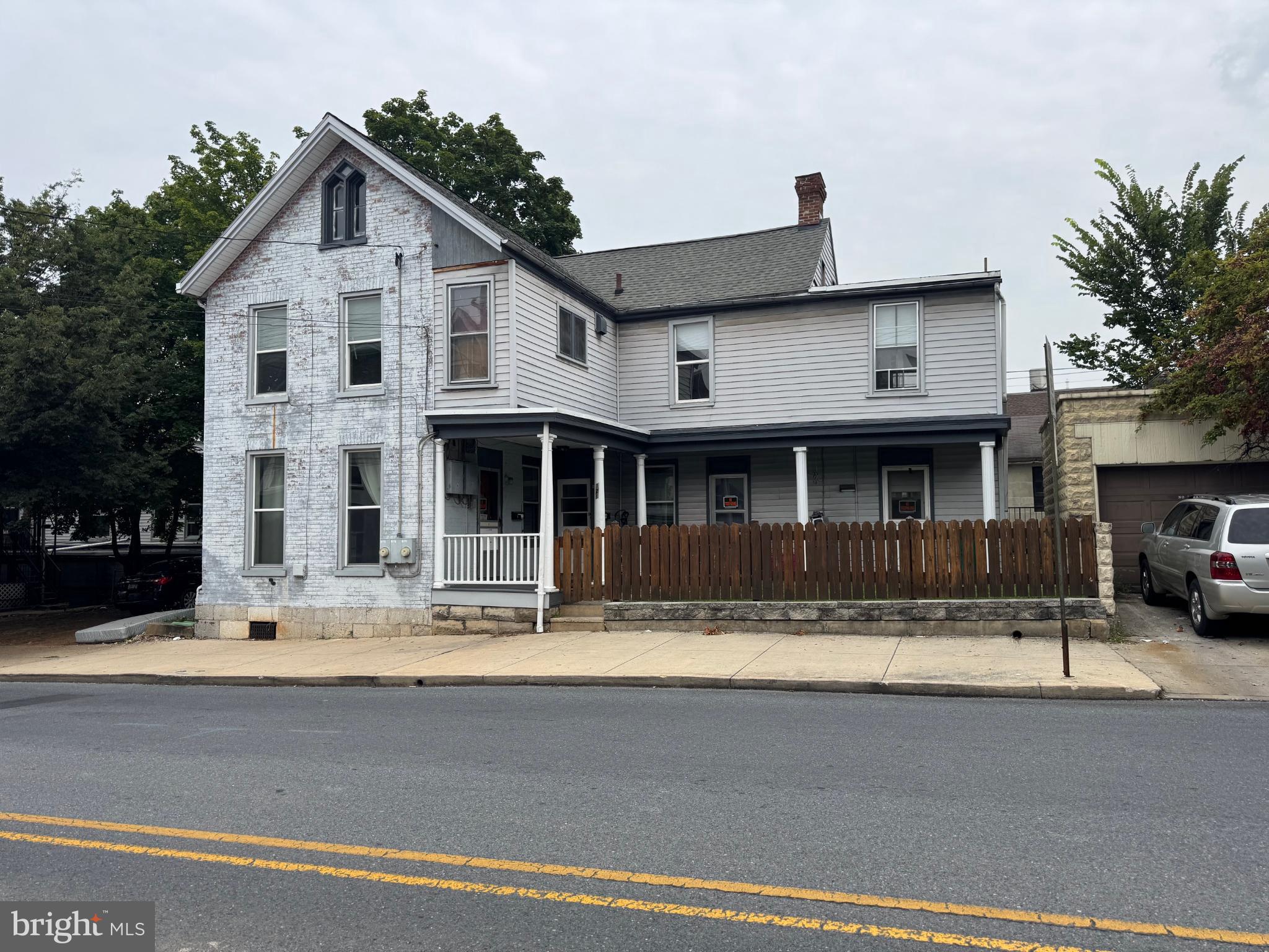 Situated in the downtown area of Chambersburg this over under duplex has a lot to offer! High ceilings and large rooms there are lots of possibilities for investors or someone looking to live in one and rent the other! Many of the windows have been replaced already! Electric is metered separate but other utilities are together.