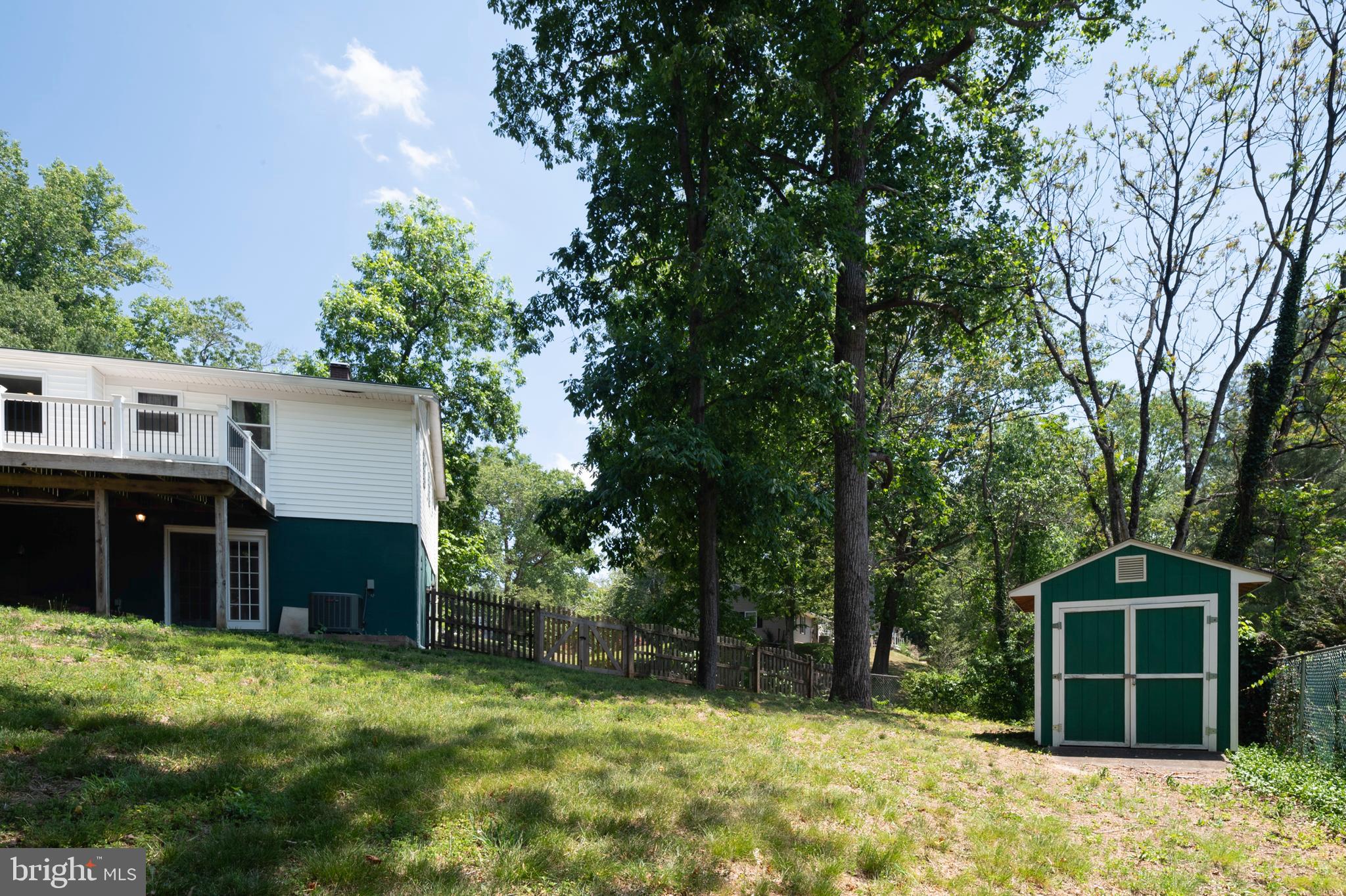 RIVERWOOD - Residential