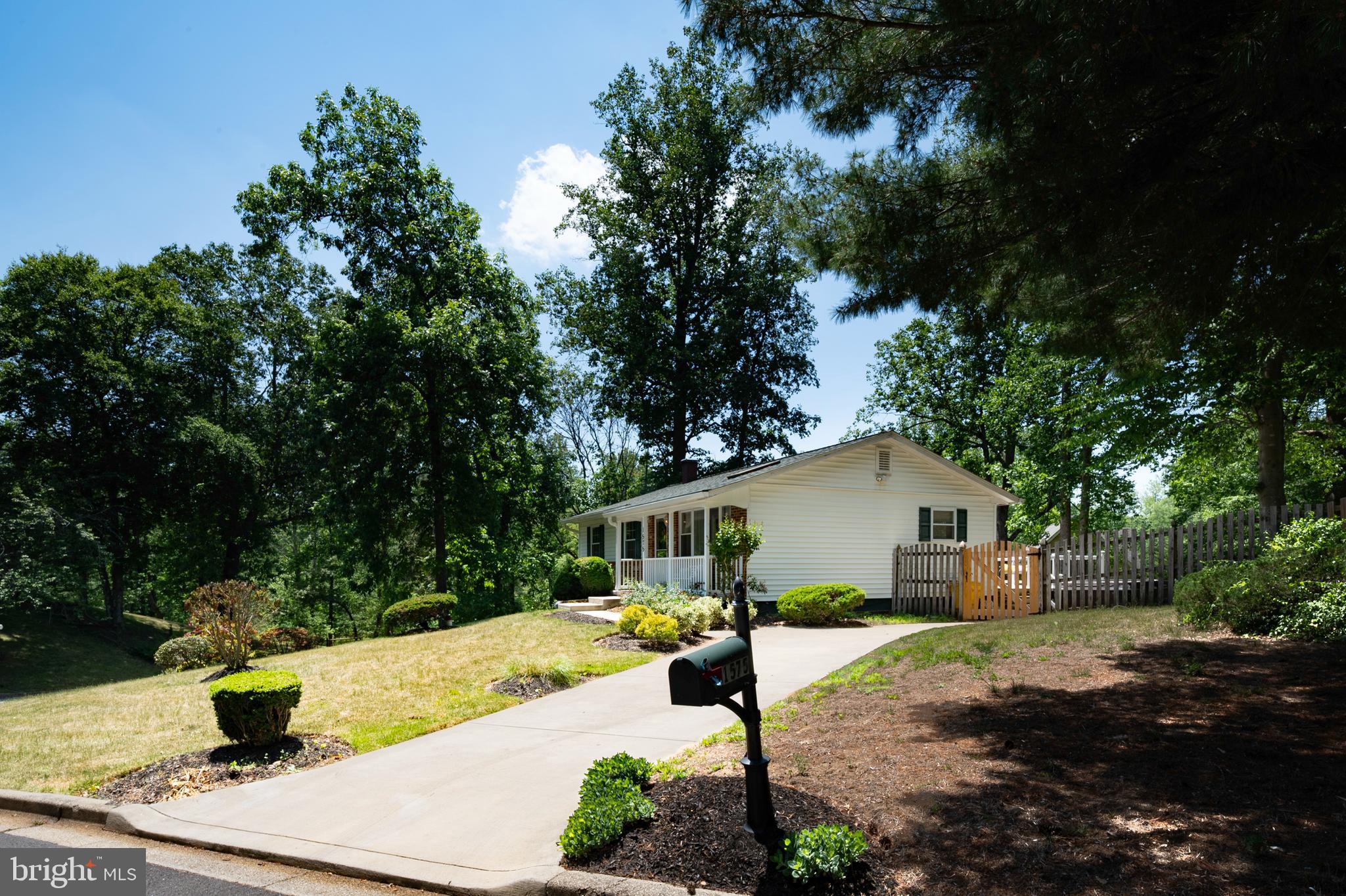 RIVERWOOD - Residential