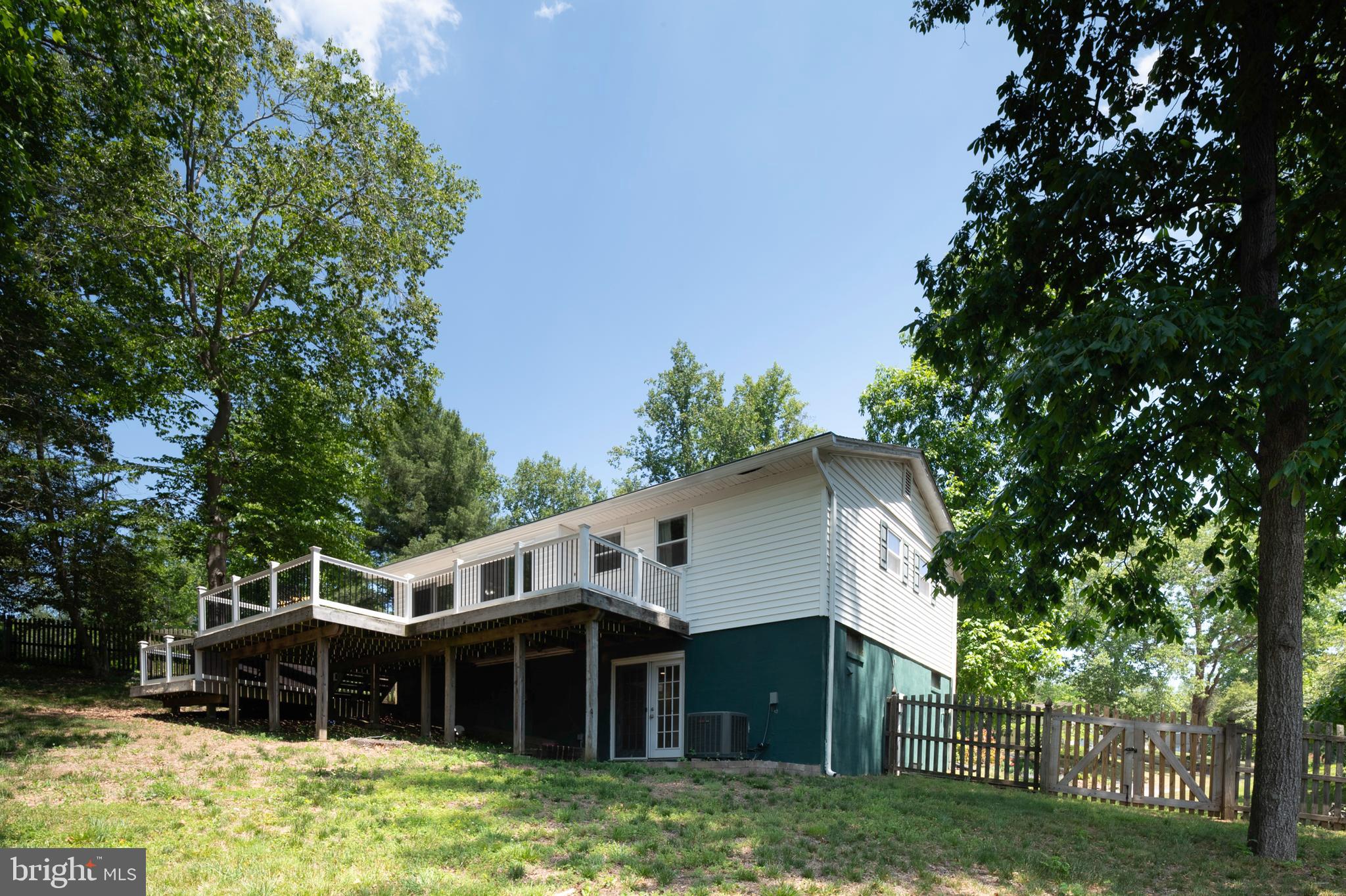 RIVERWOOD - Residential