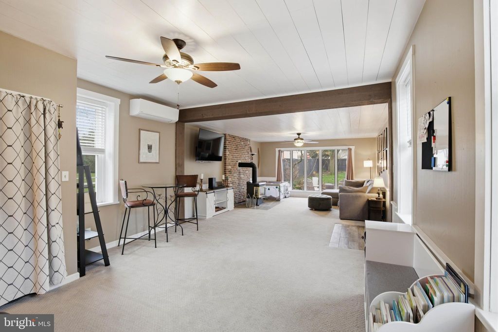 Photo of 334 E High Street, ELIZABETHTOWN, PA 17022 (MLS # PALA2085262)