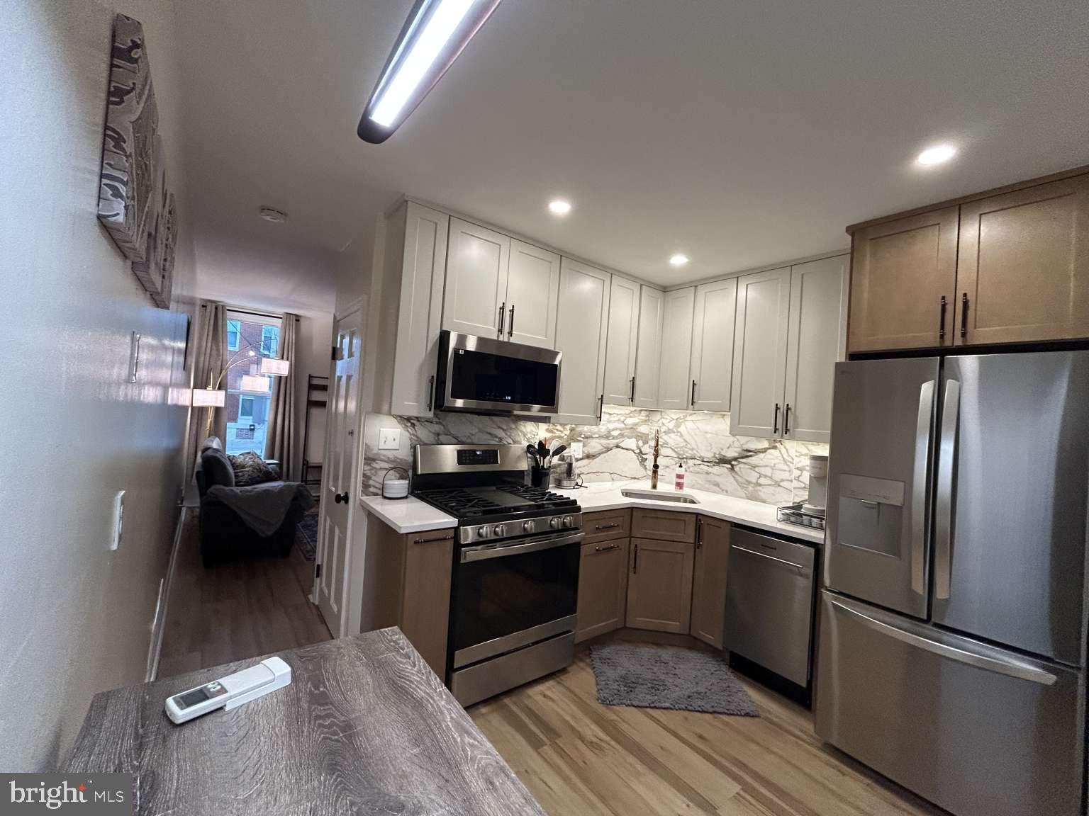 BUTCHERS HILL - Residential