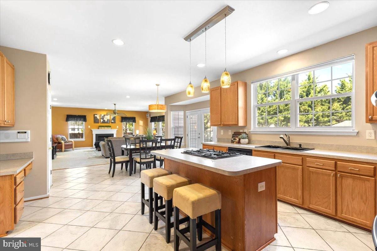 STRAWBERRY HILLS - Residential