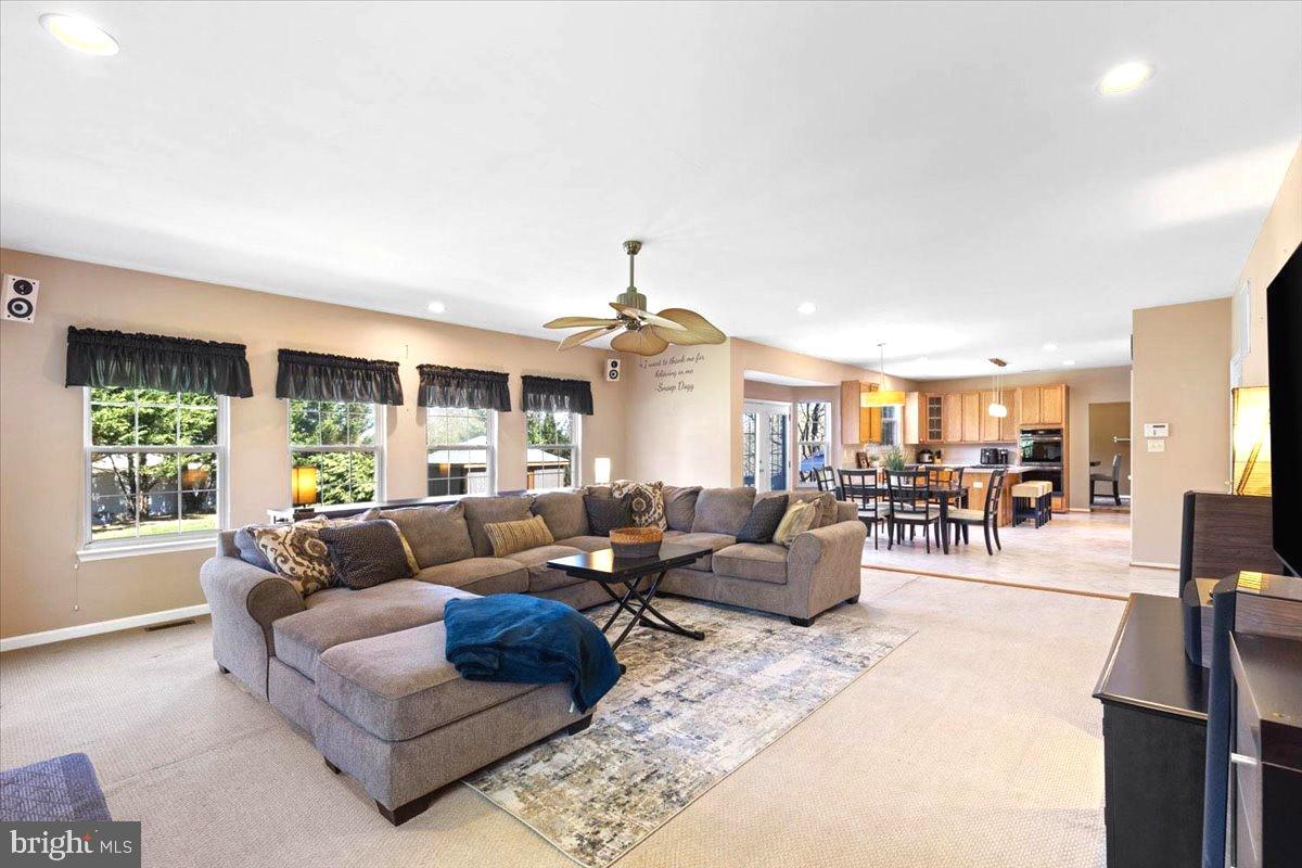 STRAWBERRY HILLS - Residential