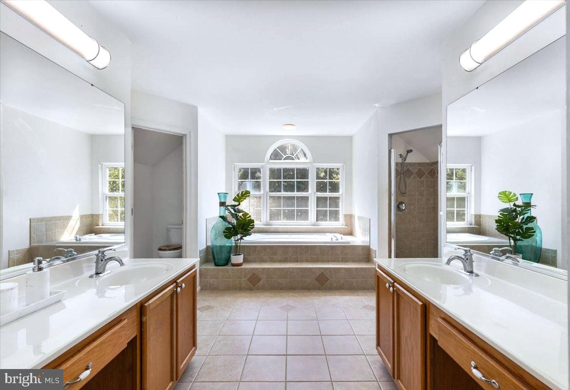 STRAWBERRY HILLS - Residential