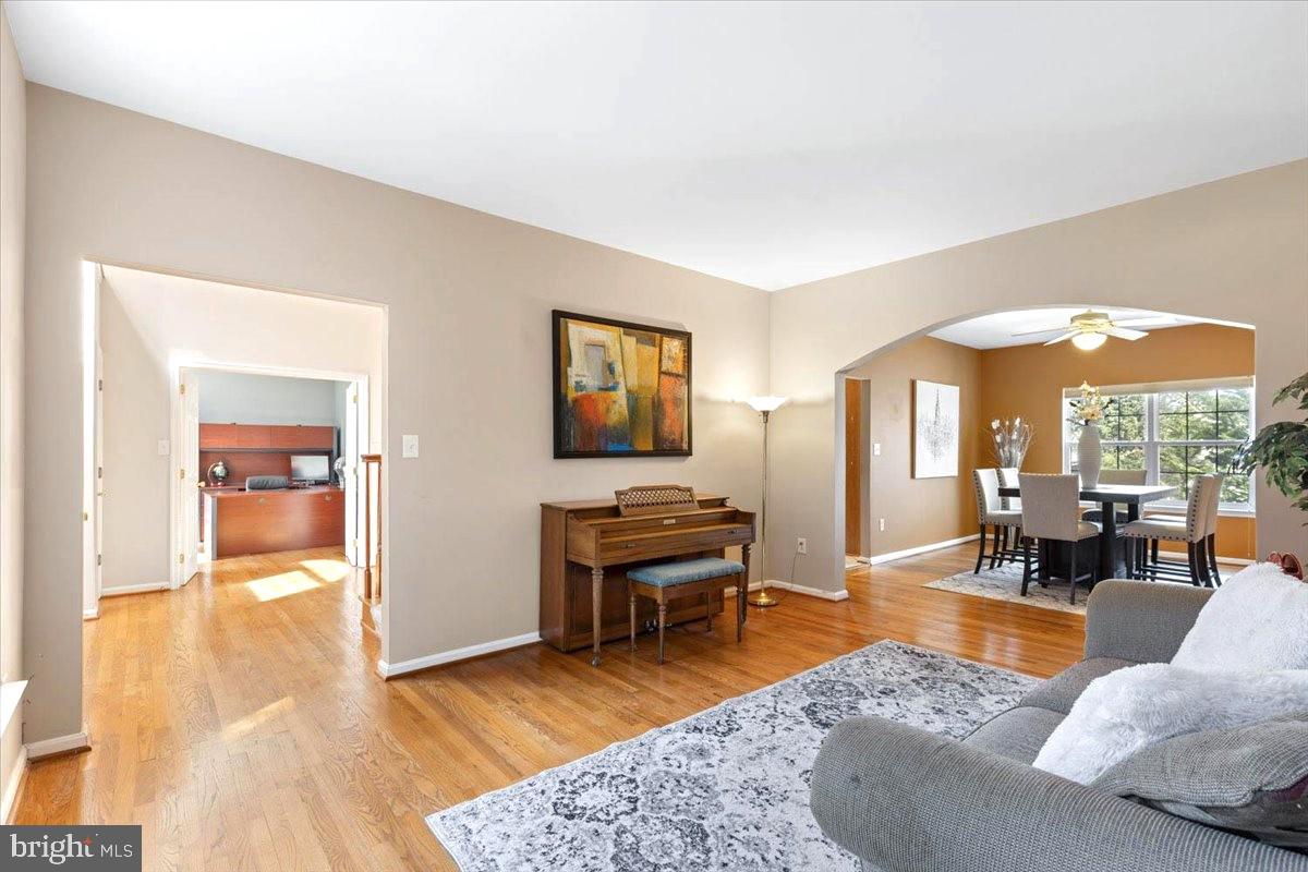 STRAWBERRY HILLS - Residential