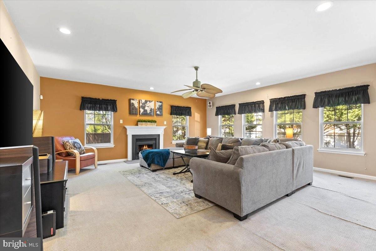 STRAWBERRY HILLS - Residential