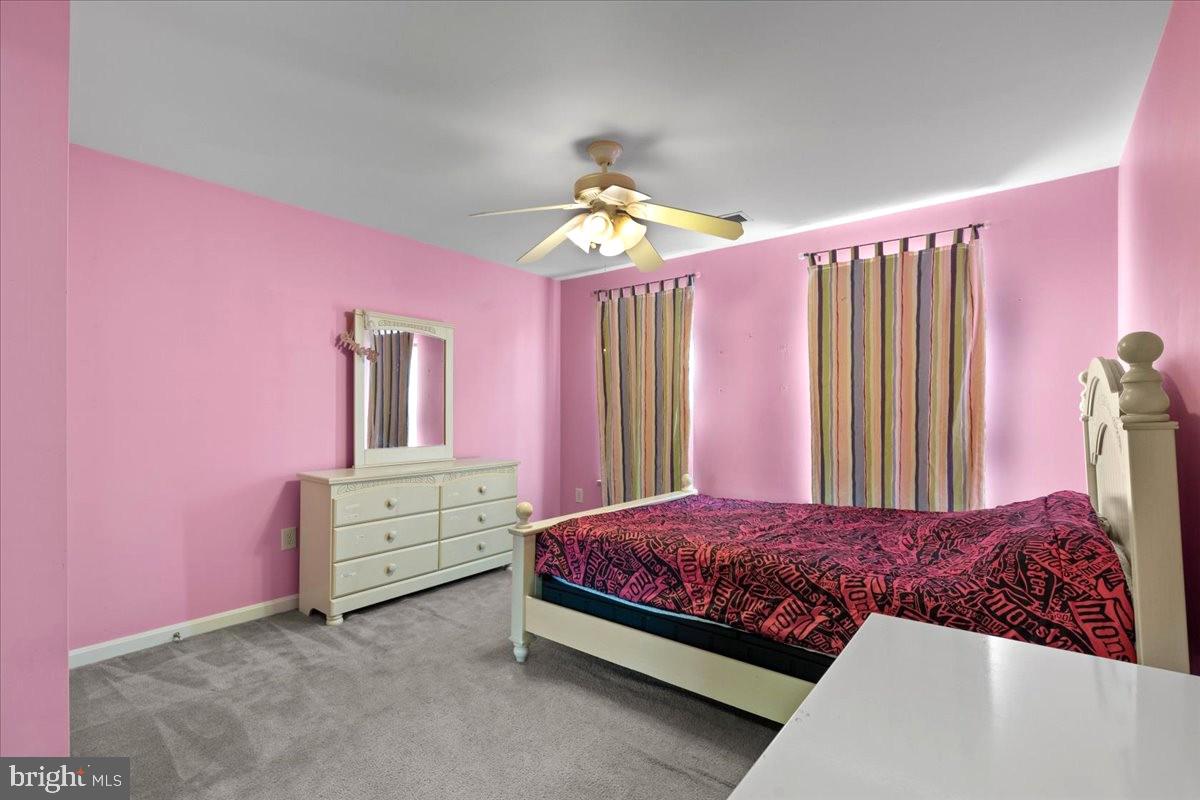 STRAWBERRY HILLS - Residential