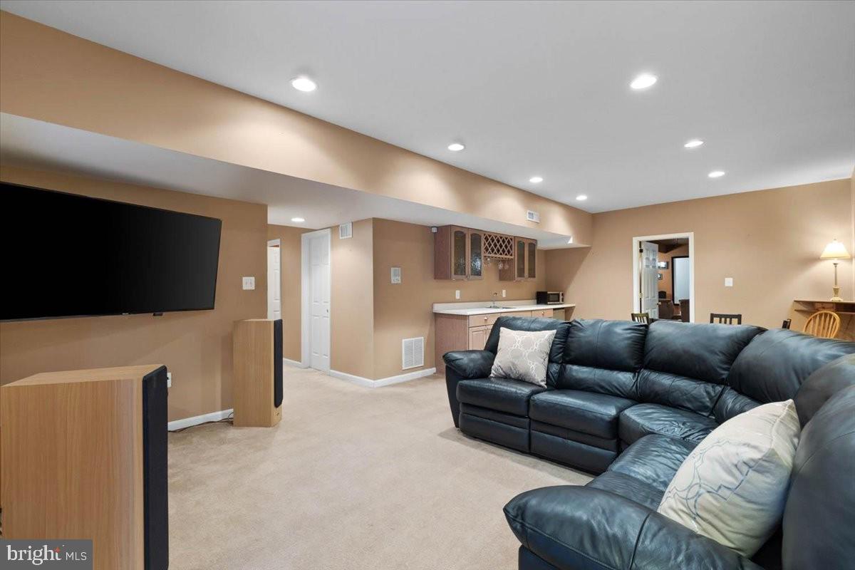 STRAWBERRY HILLS - Residential