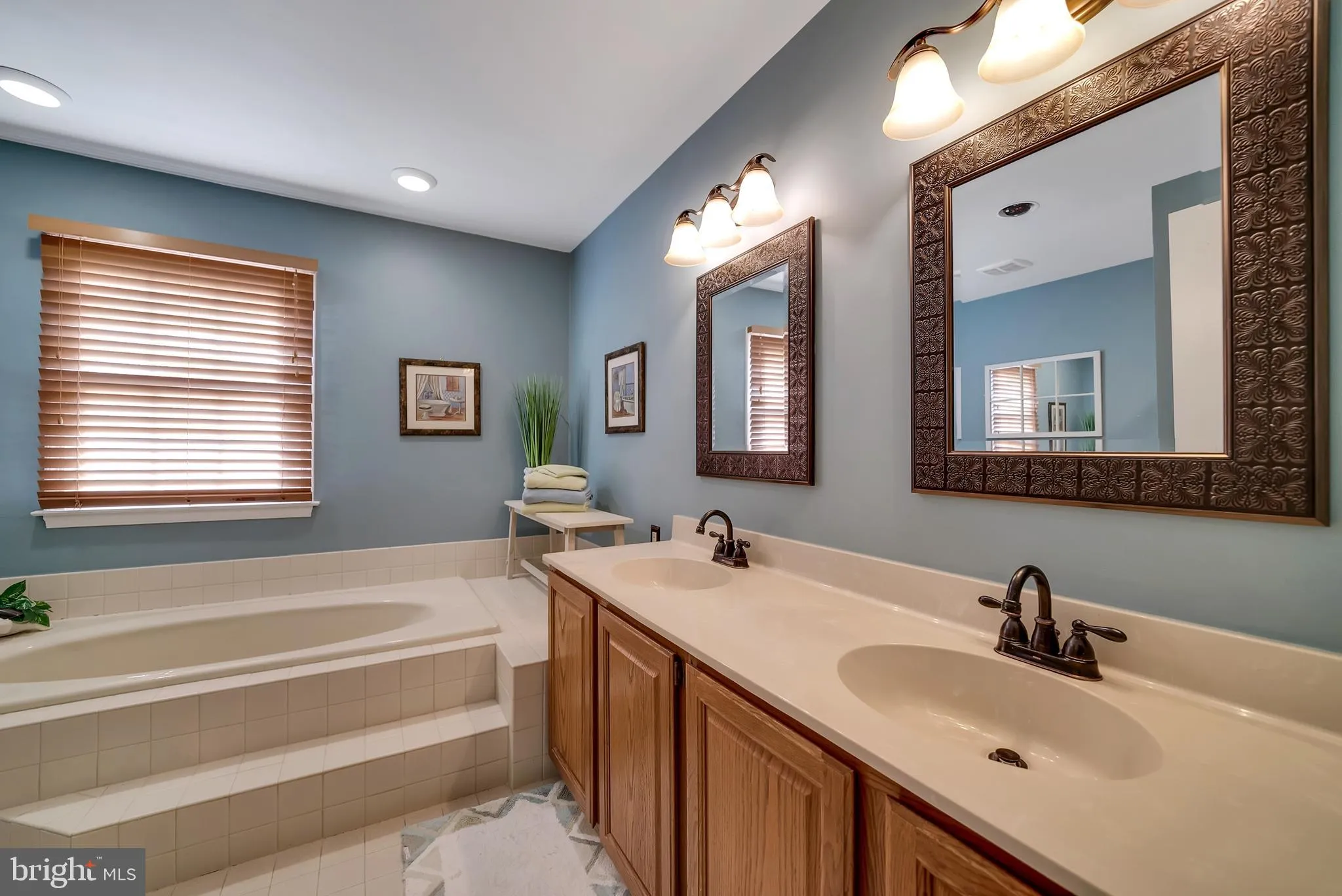 Ambler, Pennsylvania 19002, United States, 3 Bedrooms Bedrooms, ,3 BathroomsBathrooms,Residential,Active,1715