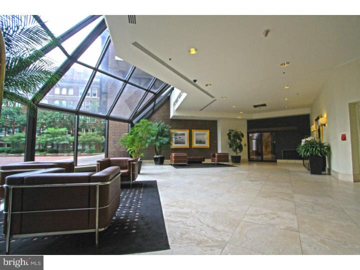 WASHINGTON SQ - Residential