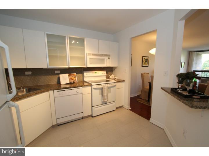 WASHINGTON SQ - Residential